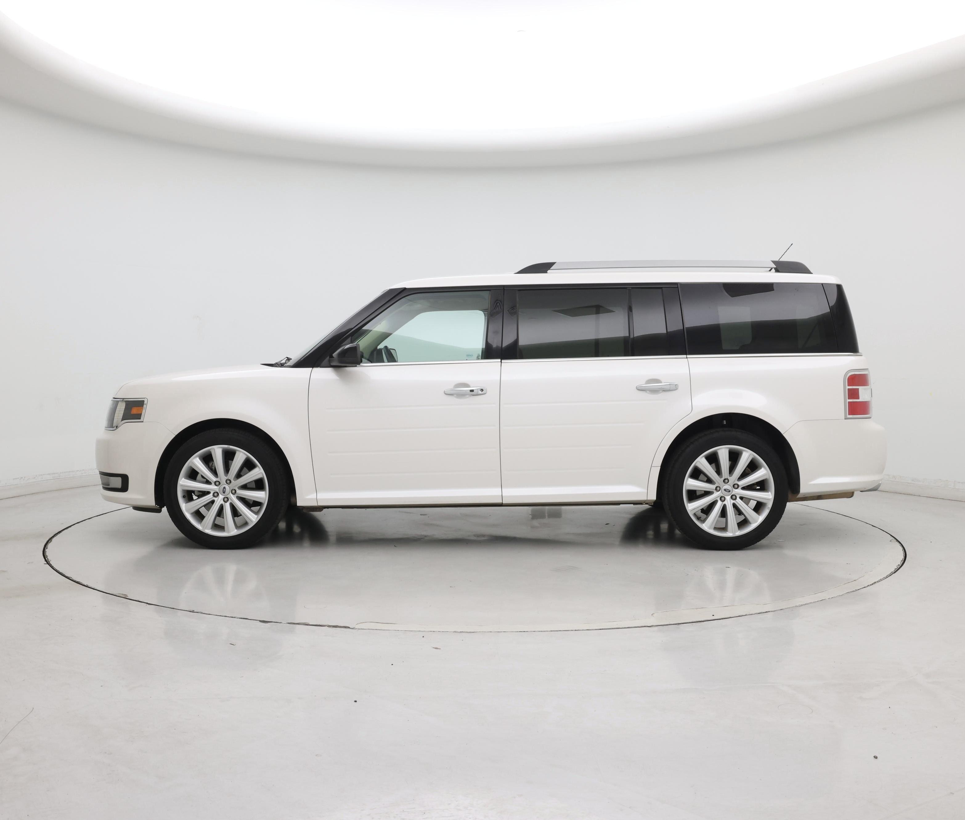 Thumbnail: 2016 Ford Flex - 3