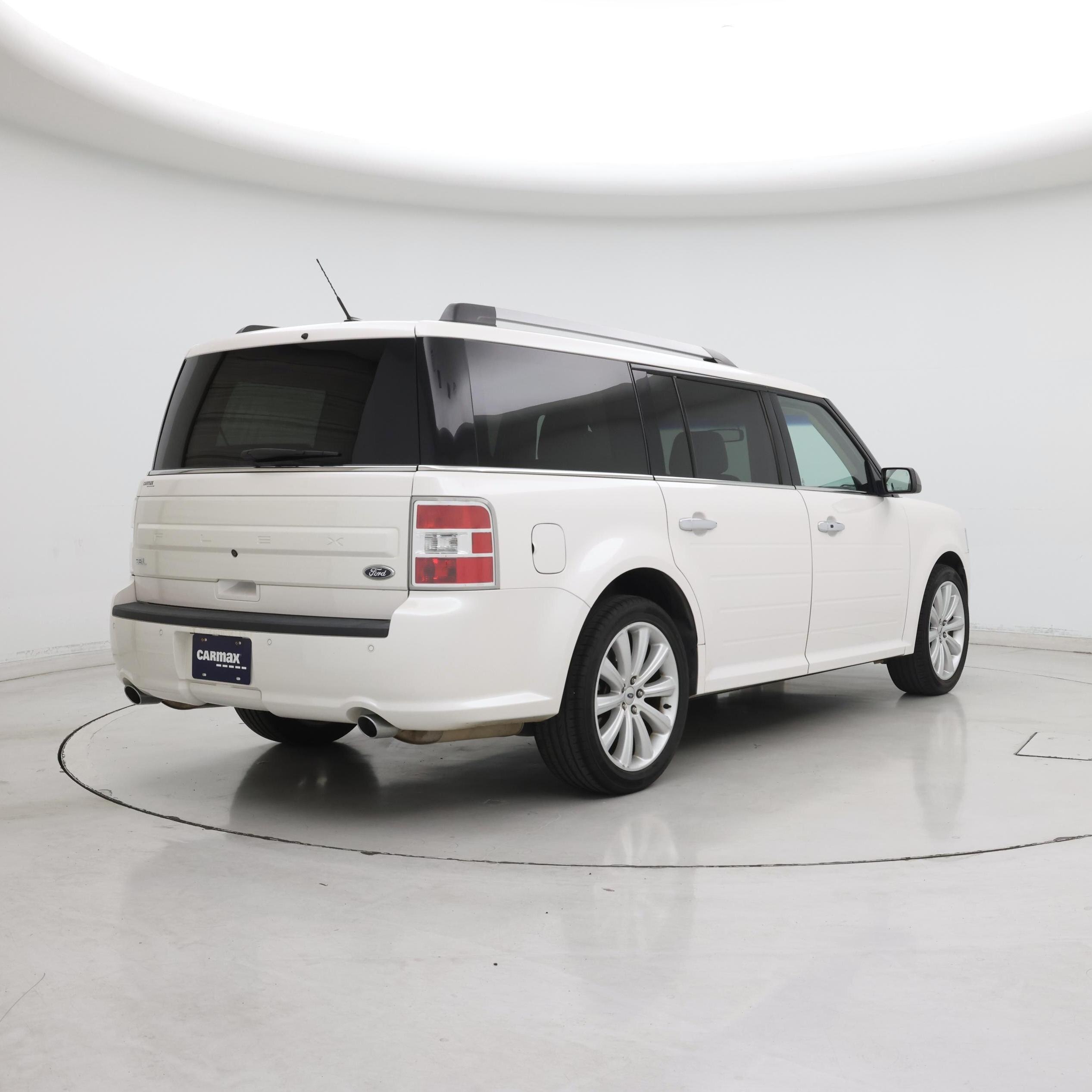 Thumbnail: 2016 Ford Flex - 8
