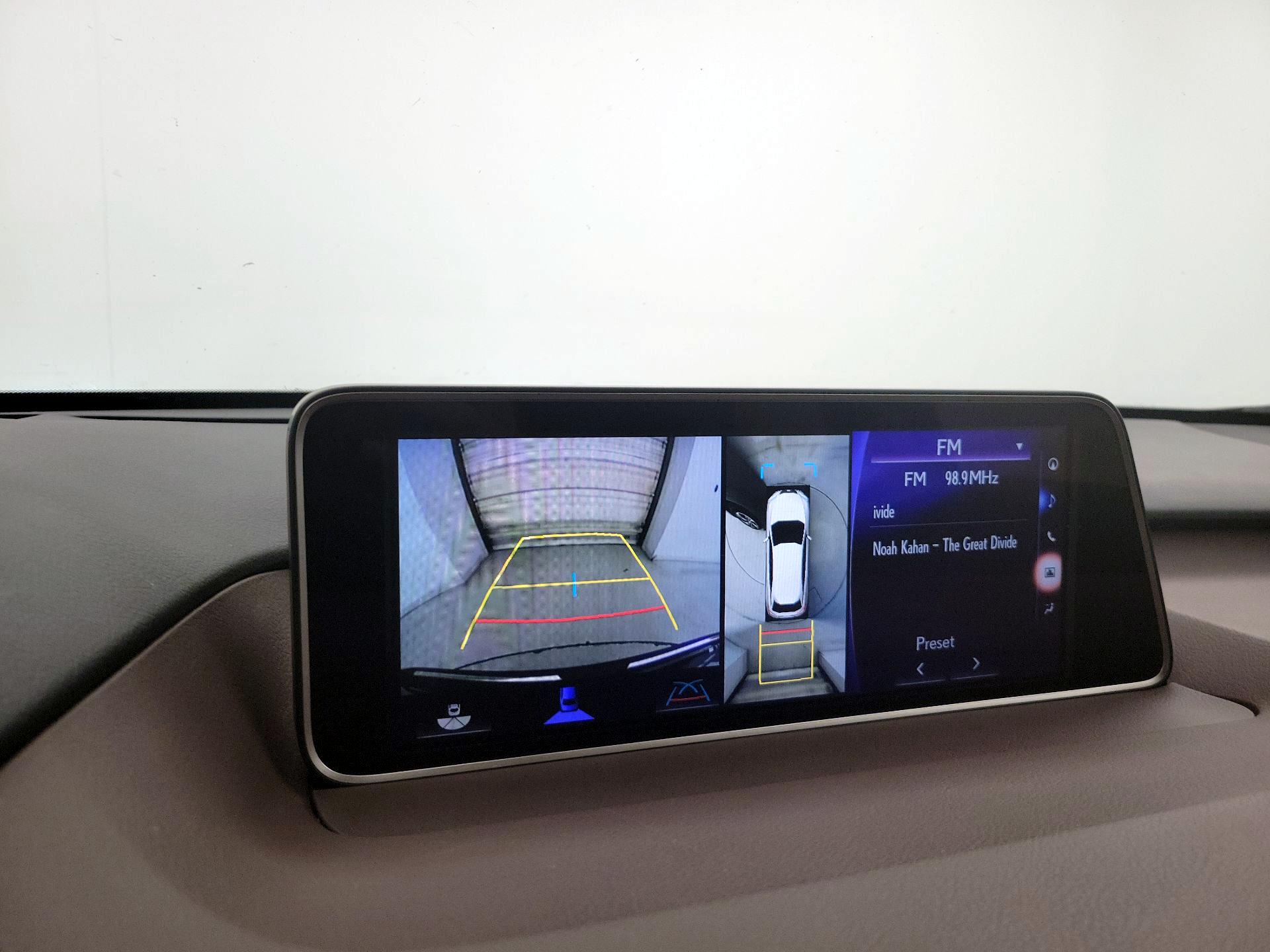 Thumbnail: 2019 Lexus RX - 15