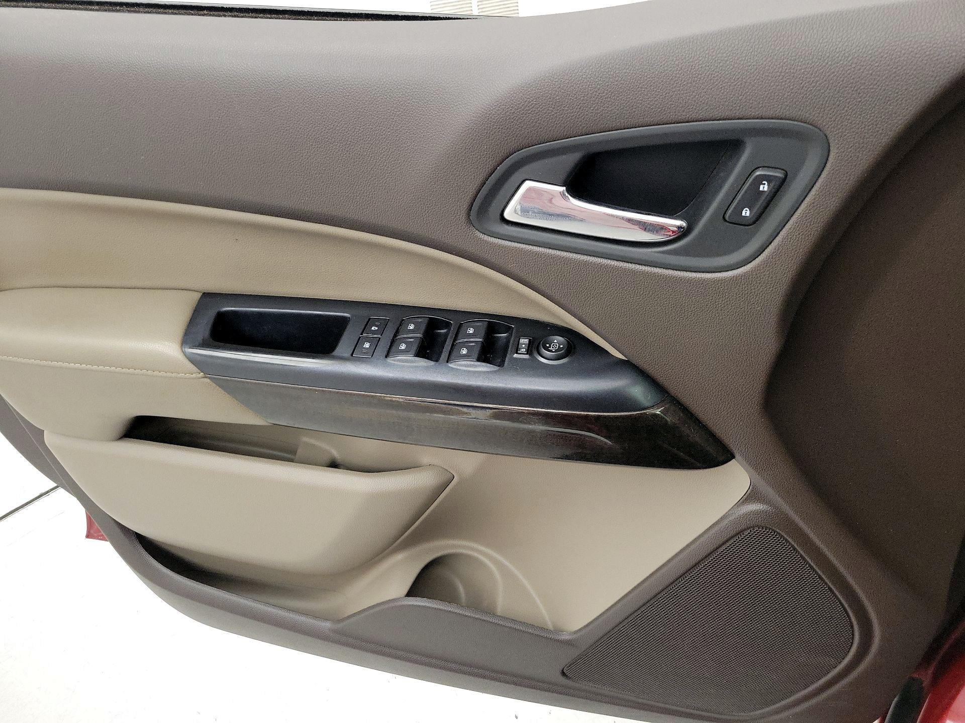 Thumbnail: 2016 GMC Canyon - 12