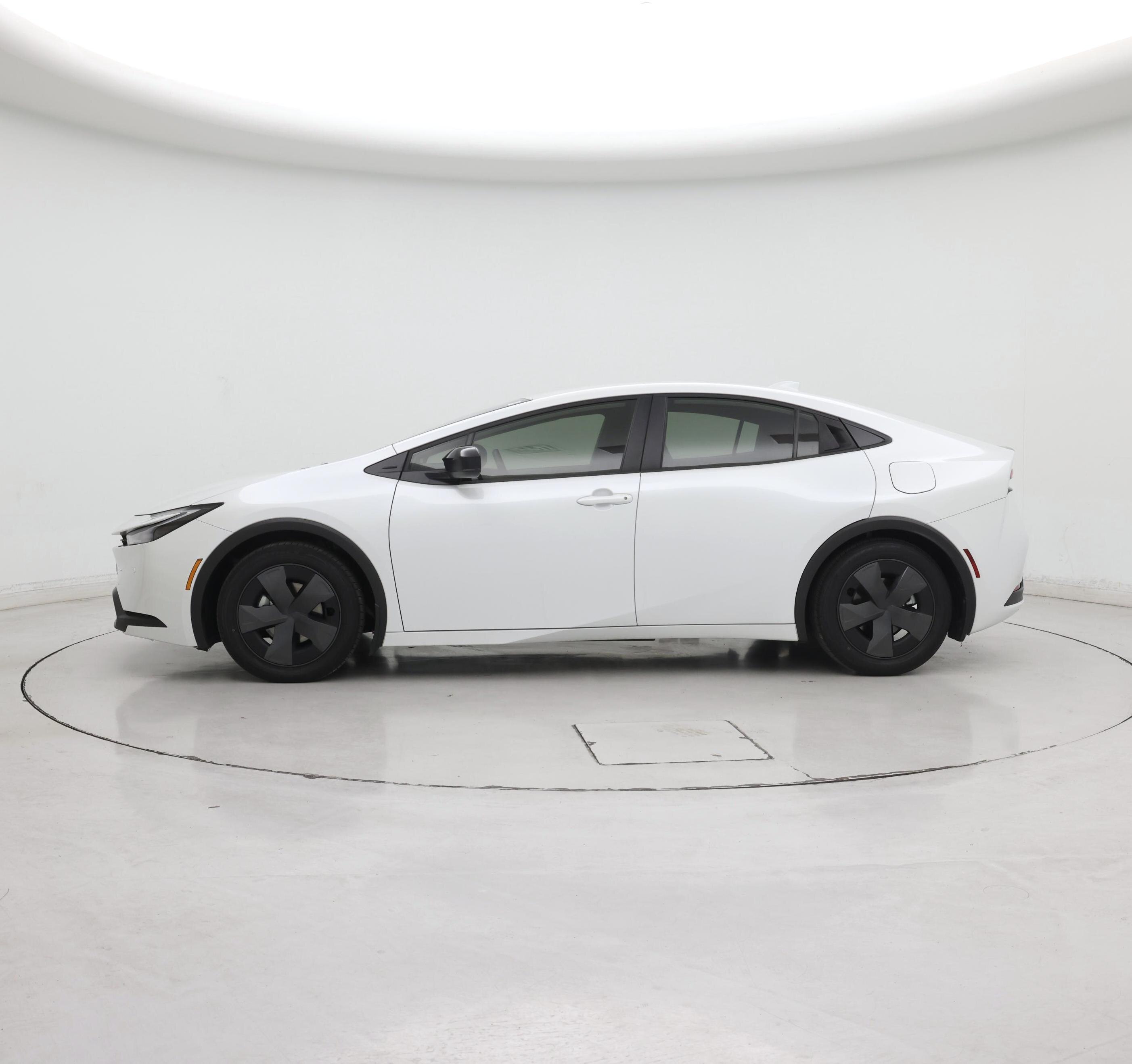 Thumbnail: 2024 Toyota Prius - 3