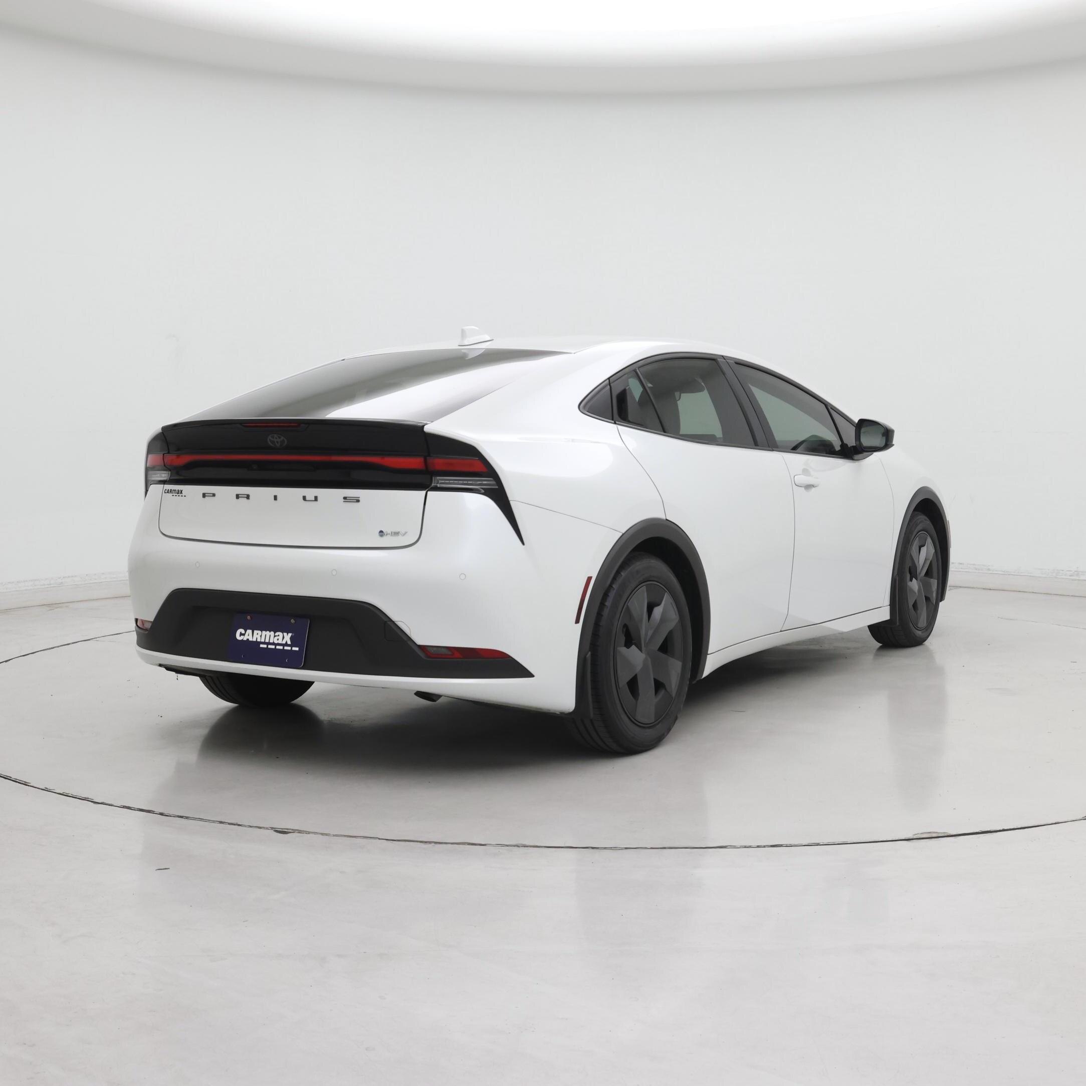 Thumbnail: 2024 Toyota Prius - 8