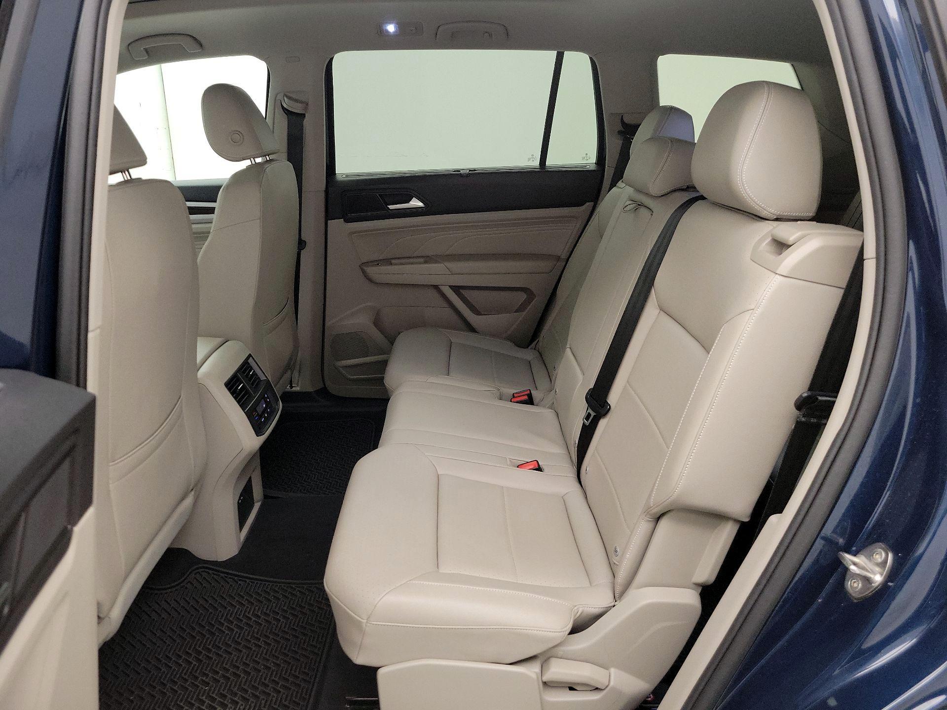 Thumbnail: 2022 Volkswagen Atlas - 20