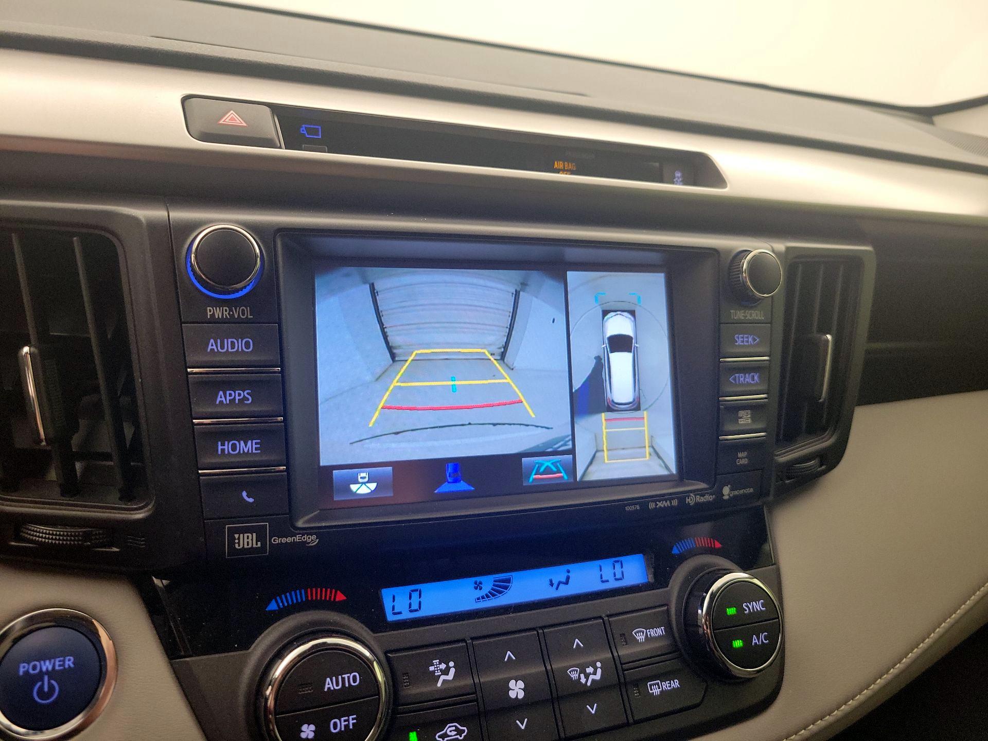 Thumbnail: 2016 Toyota RAV4 - 14