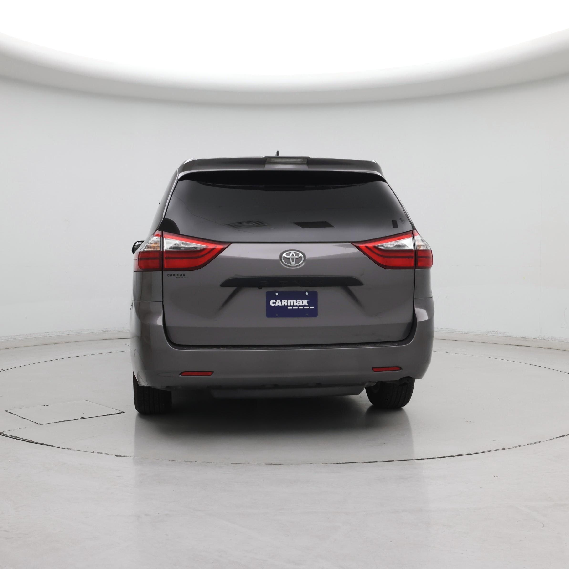 Thumbnail: 2020 Toyota Sienna - 6