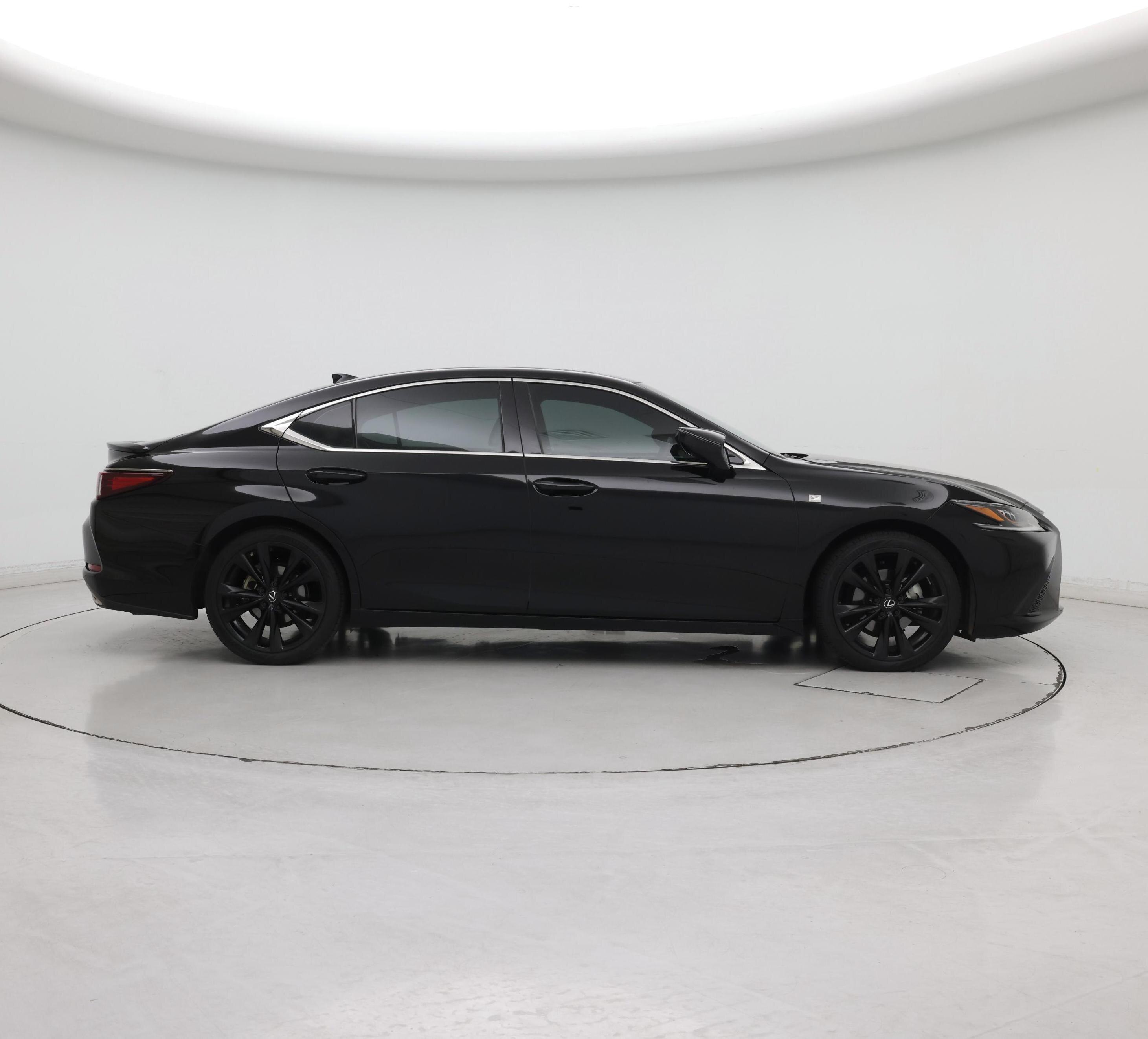 Thumbnail: 2021 Lexus ES - 7