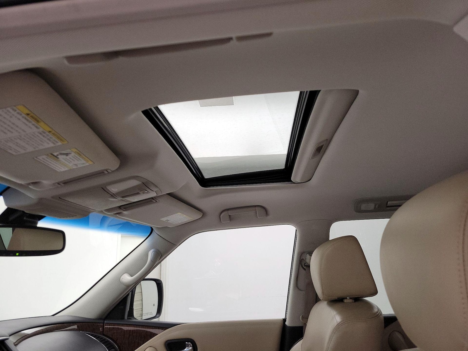 2017 Nissan Armada Platinum - Photo 21
