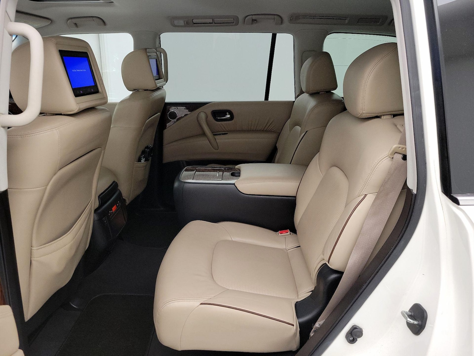 2017 Nissan Armada Platinum - Photo 22