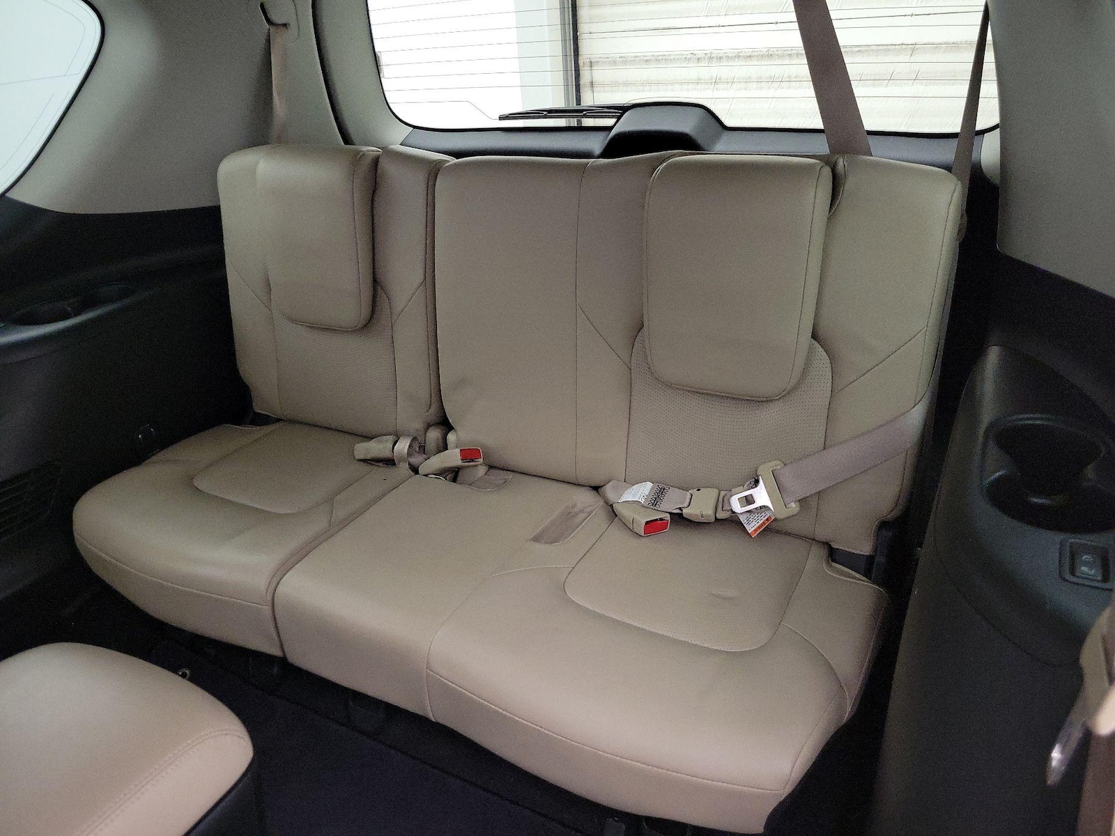 2017 Nissan Armada Platinum - Photo 23