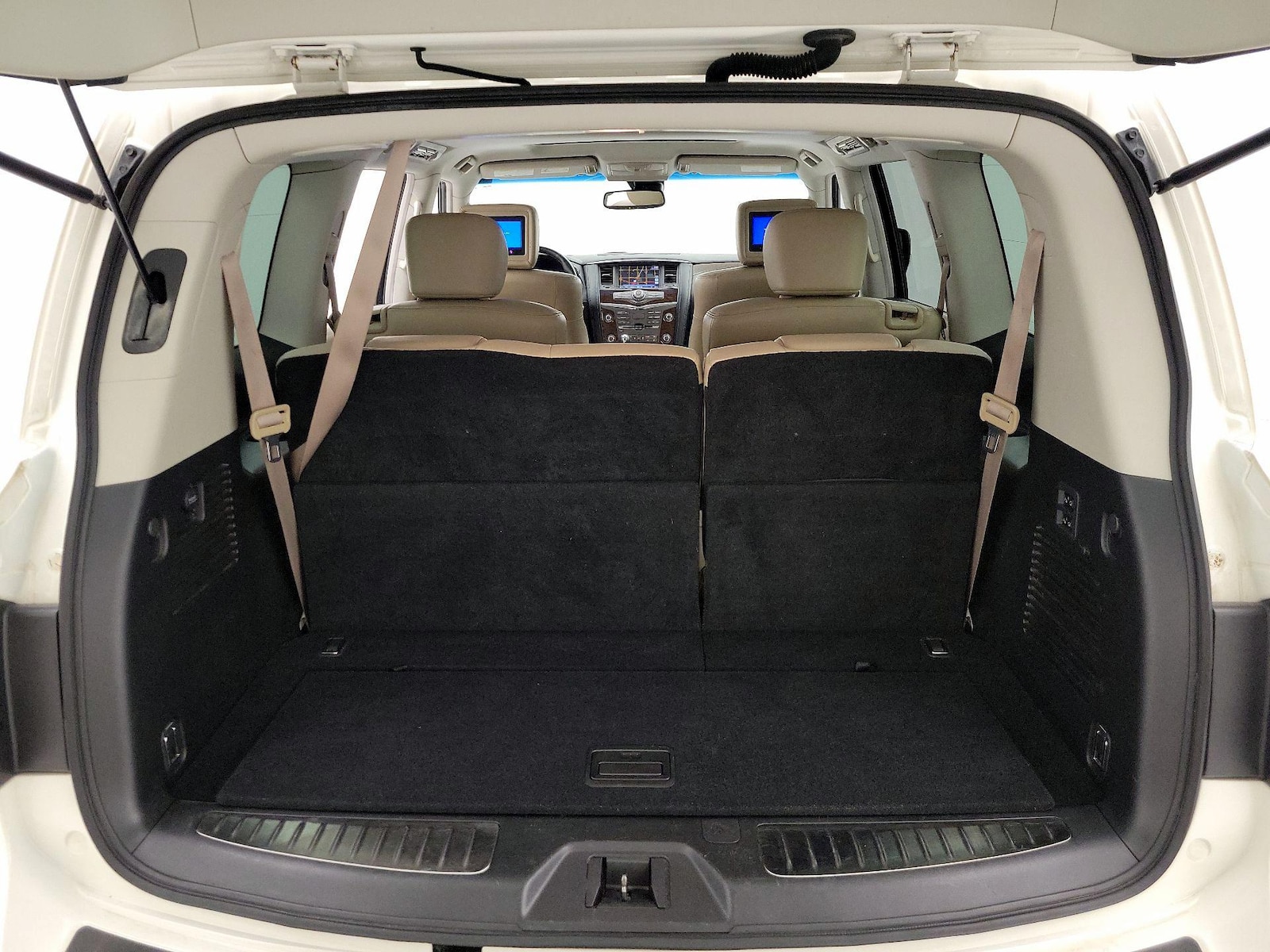 2017 Nissan Armada Platinum - Photo 24