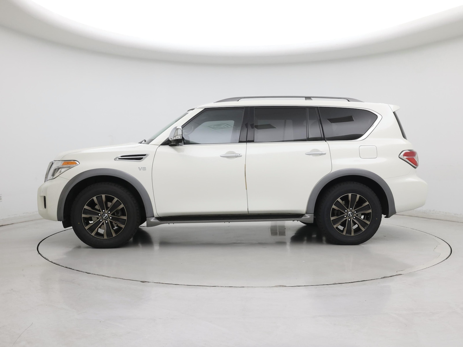 2017 Nissan Armada Platinum - Photo 4