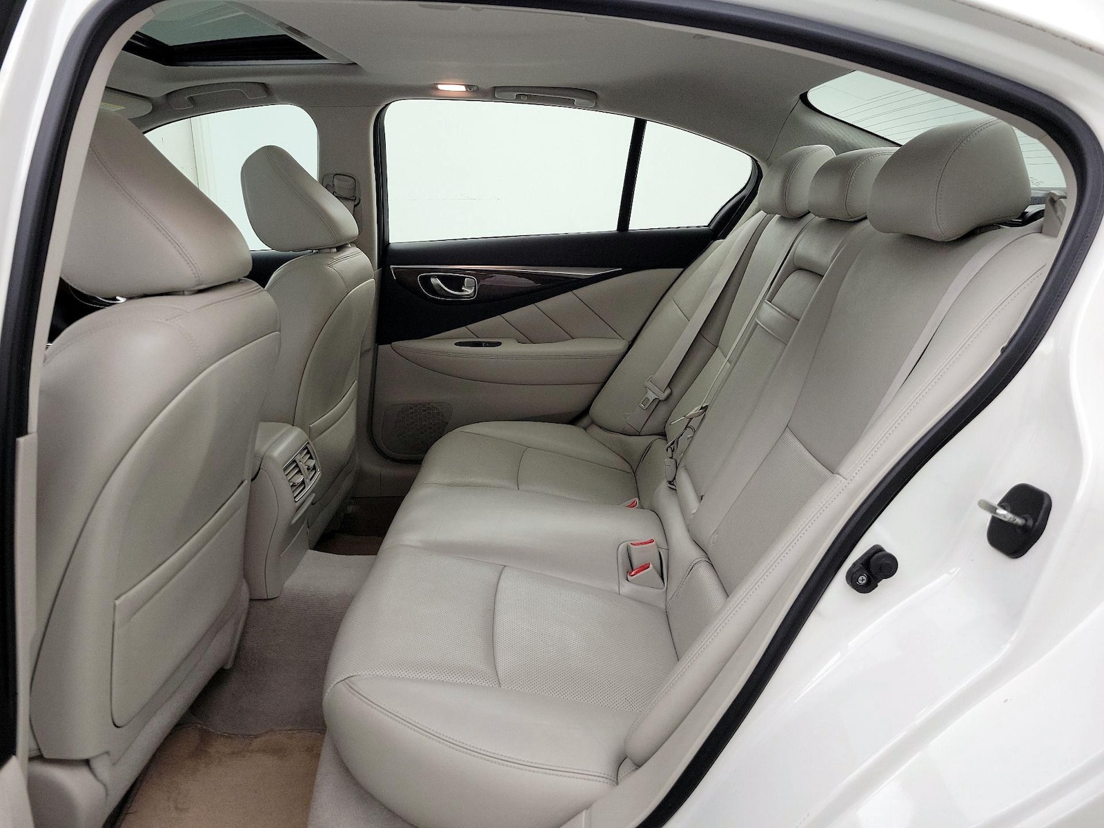2017 INFINITI Q50 Premium - Photo 22