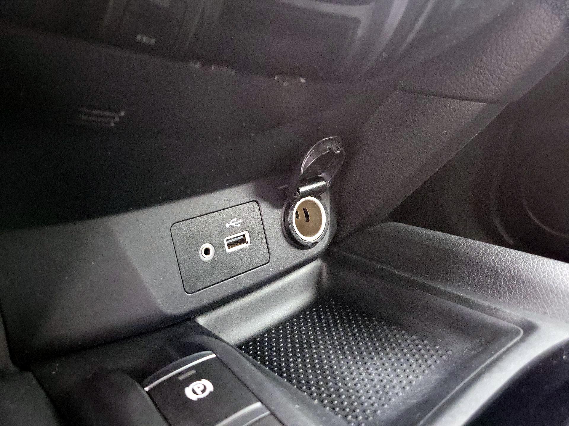 Thumbnail: 2019 Nissan Rogue - 19