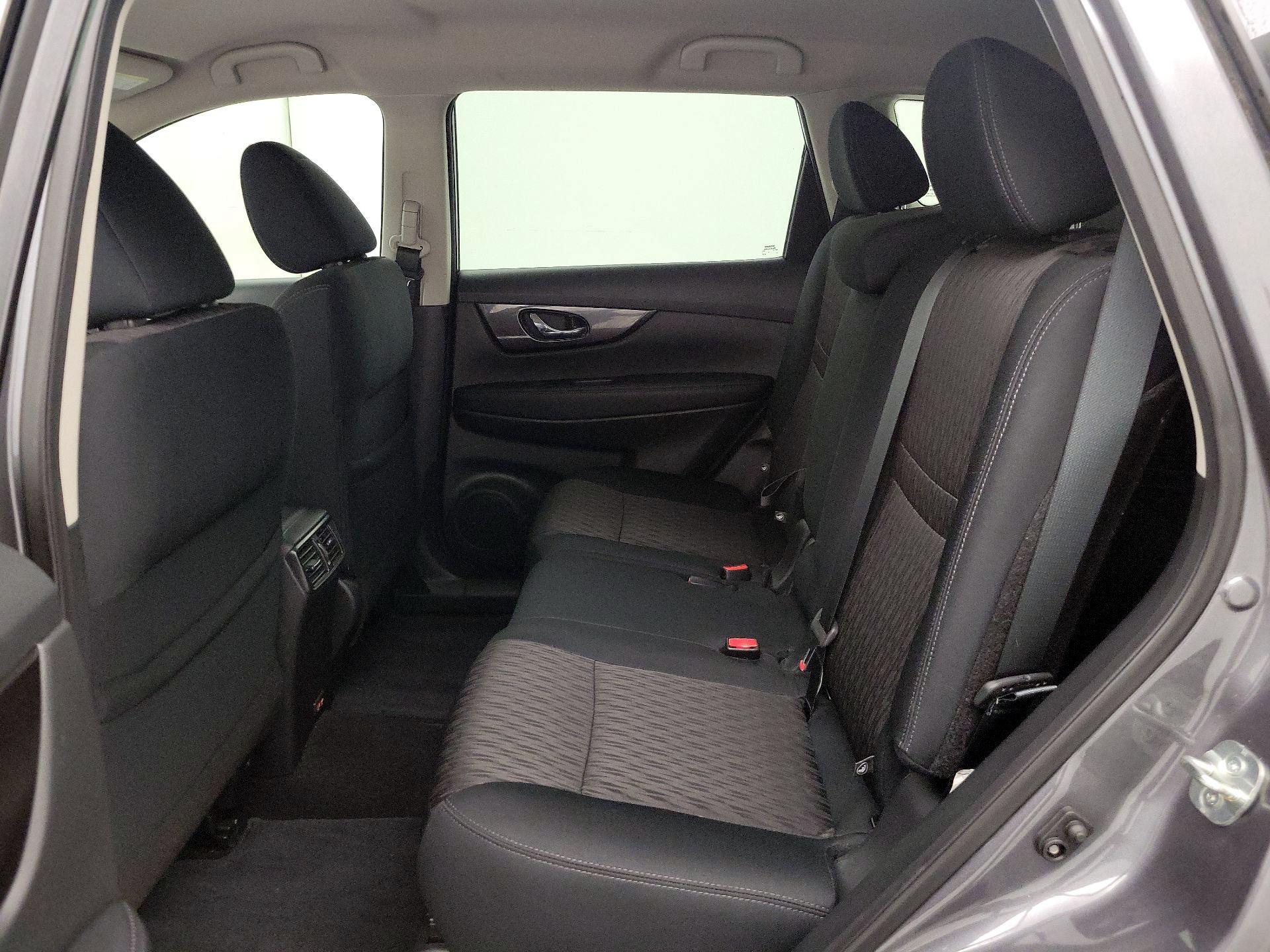 Thumbnail: 2019 Nissan Rogue - 20