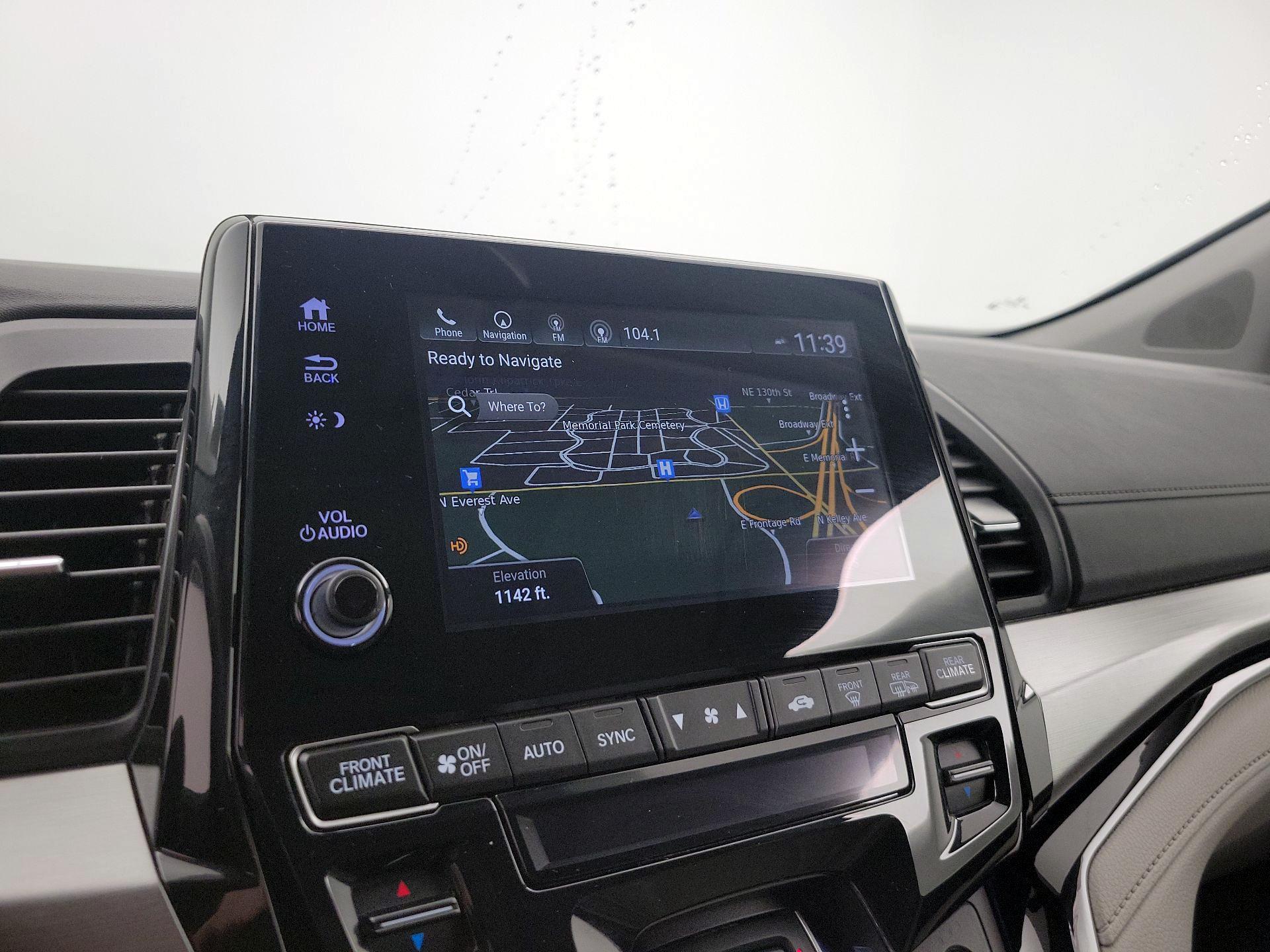 Thumbnail: 2018 Honda Odyssey - 14