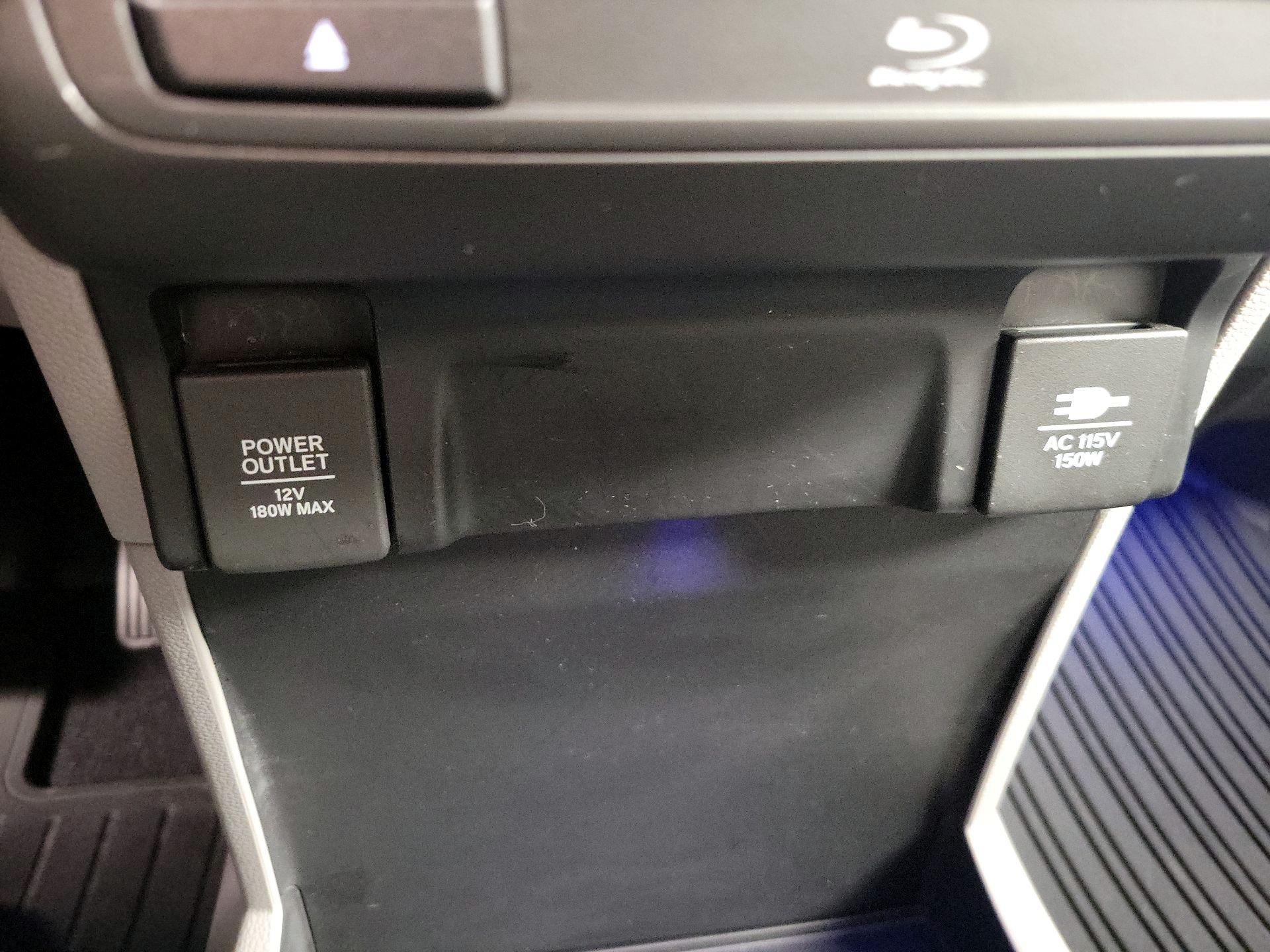 Thumbnail: 2018 Honda Odyssey - 19