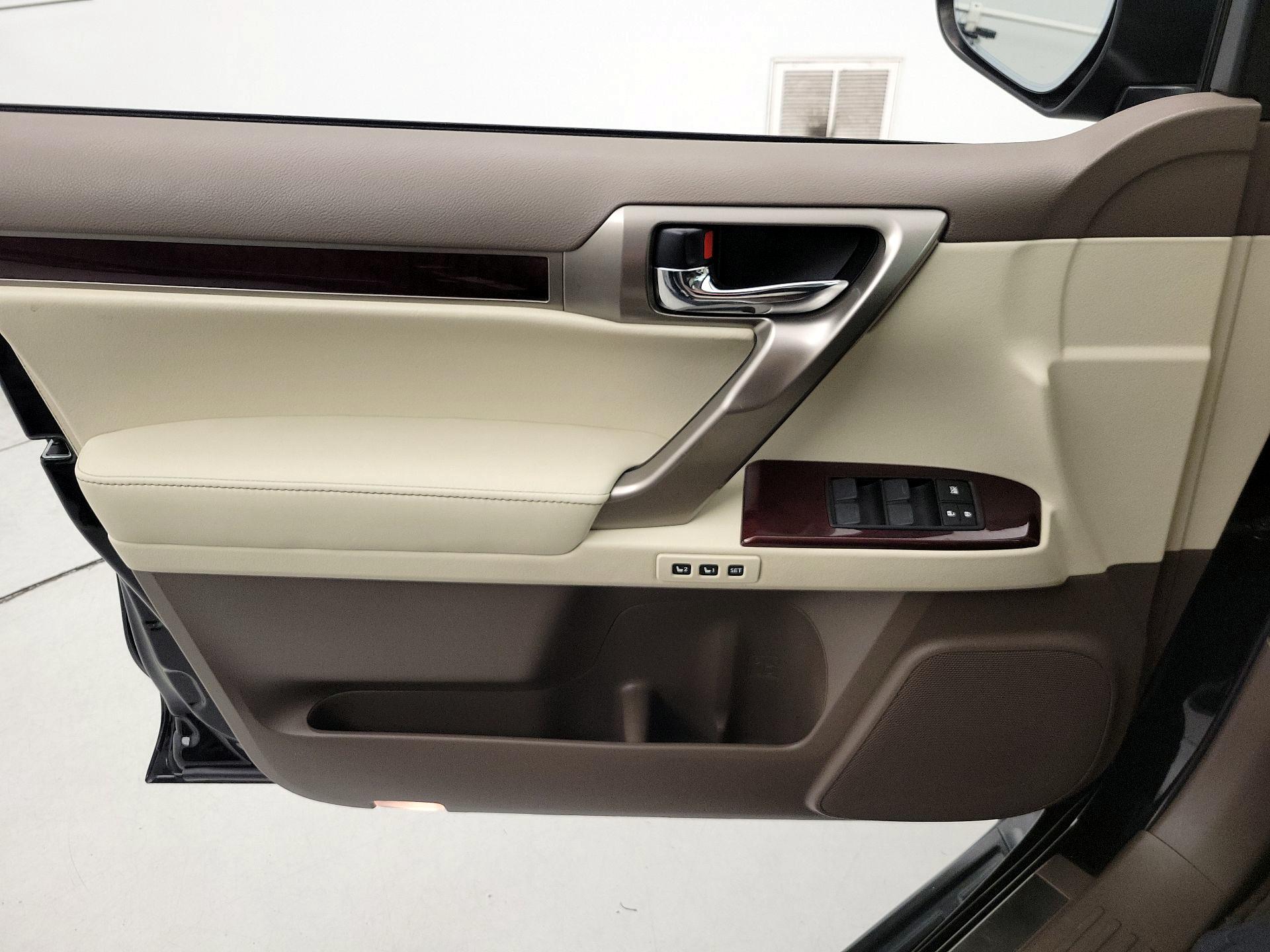 Thumbnail: 2019 Lexus GX - 12