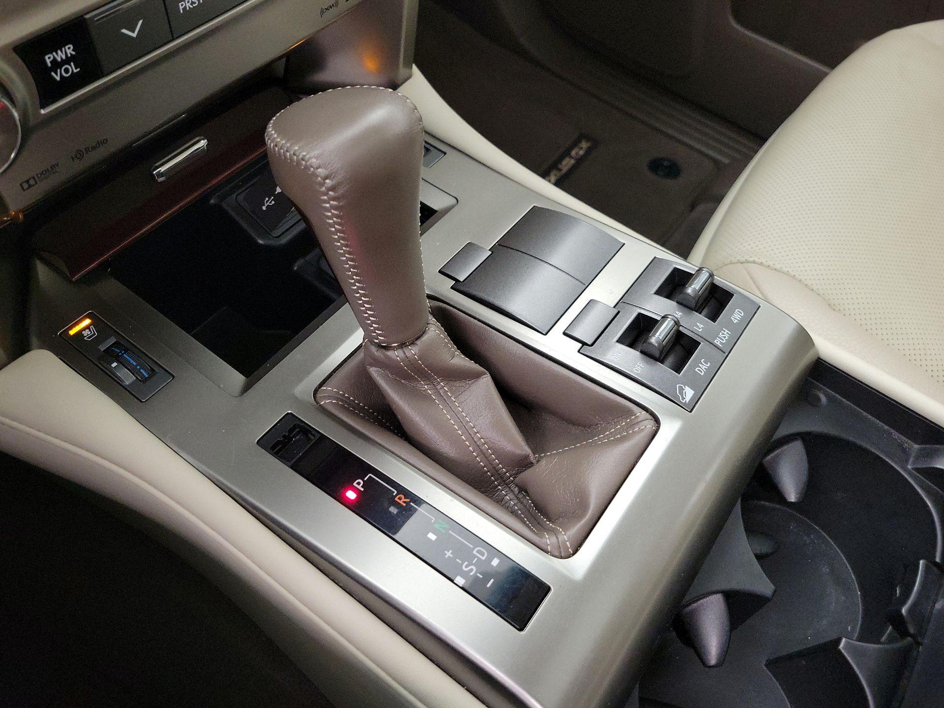Thumbnail: 2019 Lexus GX - 18