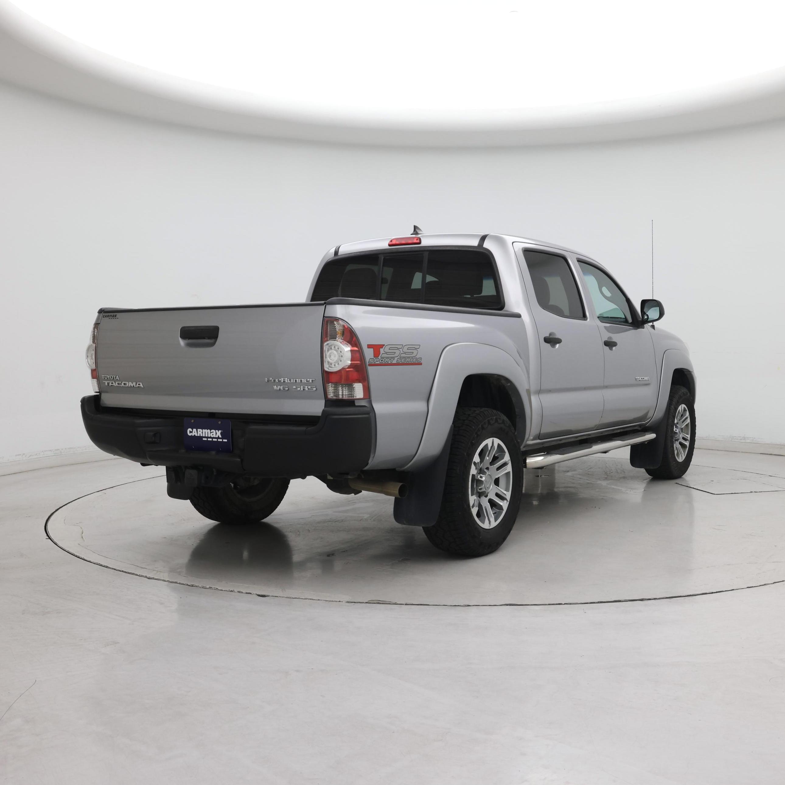 Thumbnail: 2015 Toyota Tacoma - 8