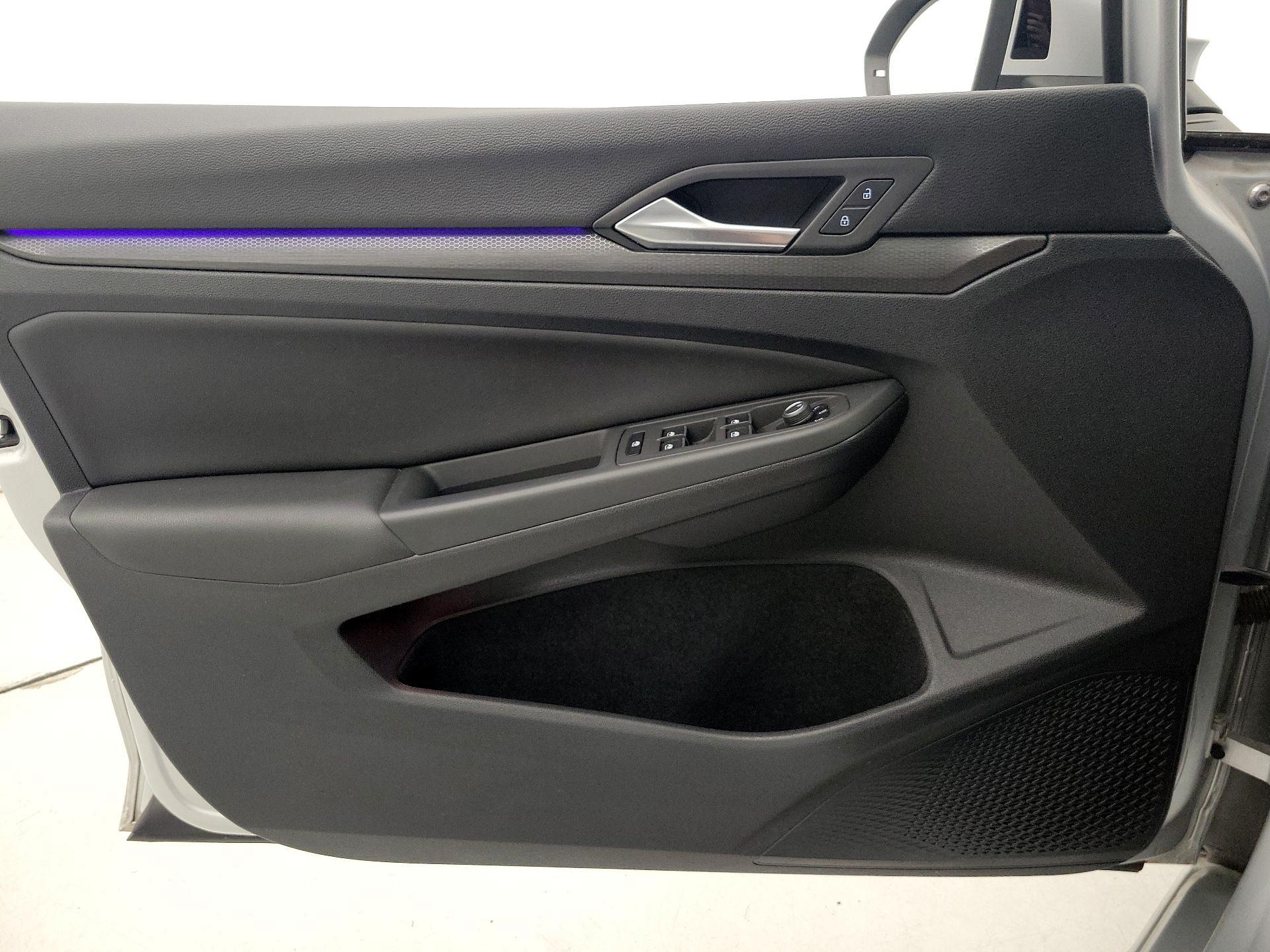 Thumbnail: 2022 Volkswagen Golf - 12