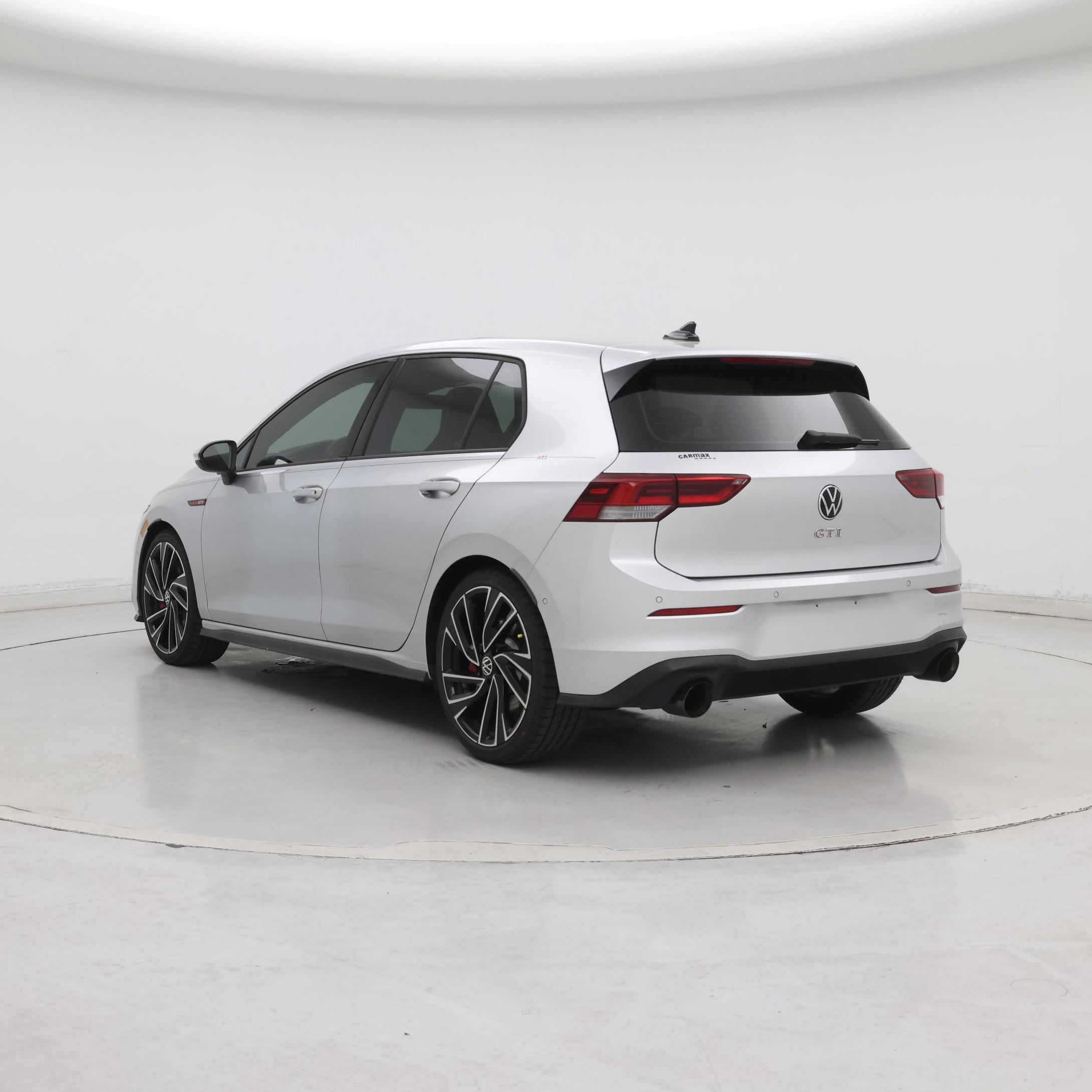 Thumbnail: 2022 Volkswagen Golf - 2