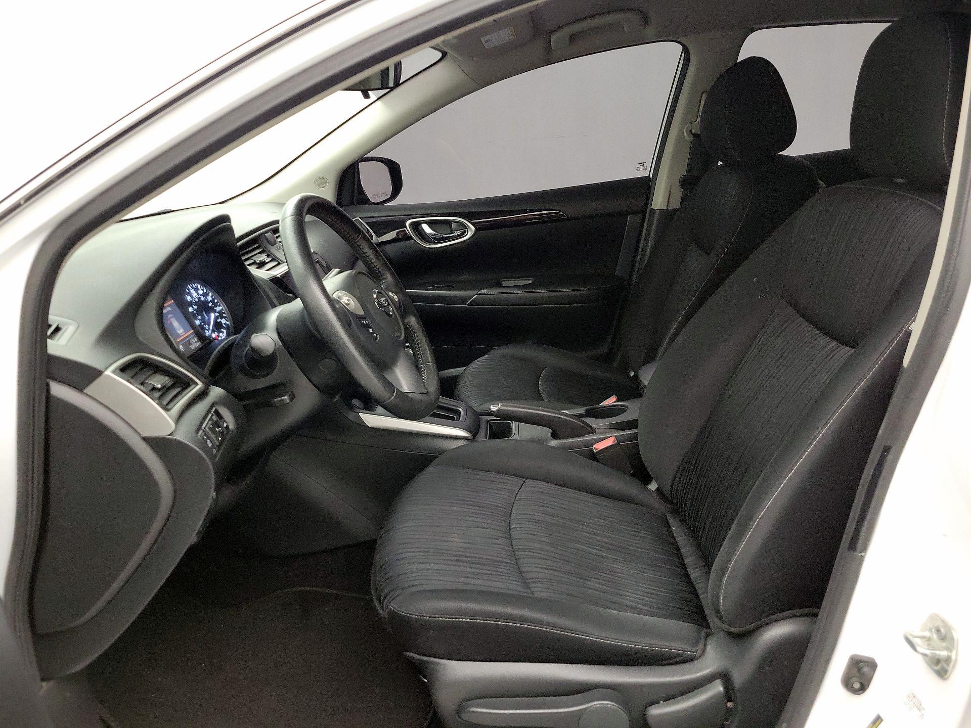 Thumbnail: 2019 Nissan Sentra - 11