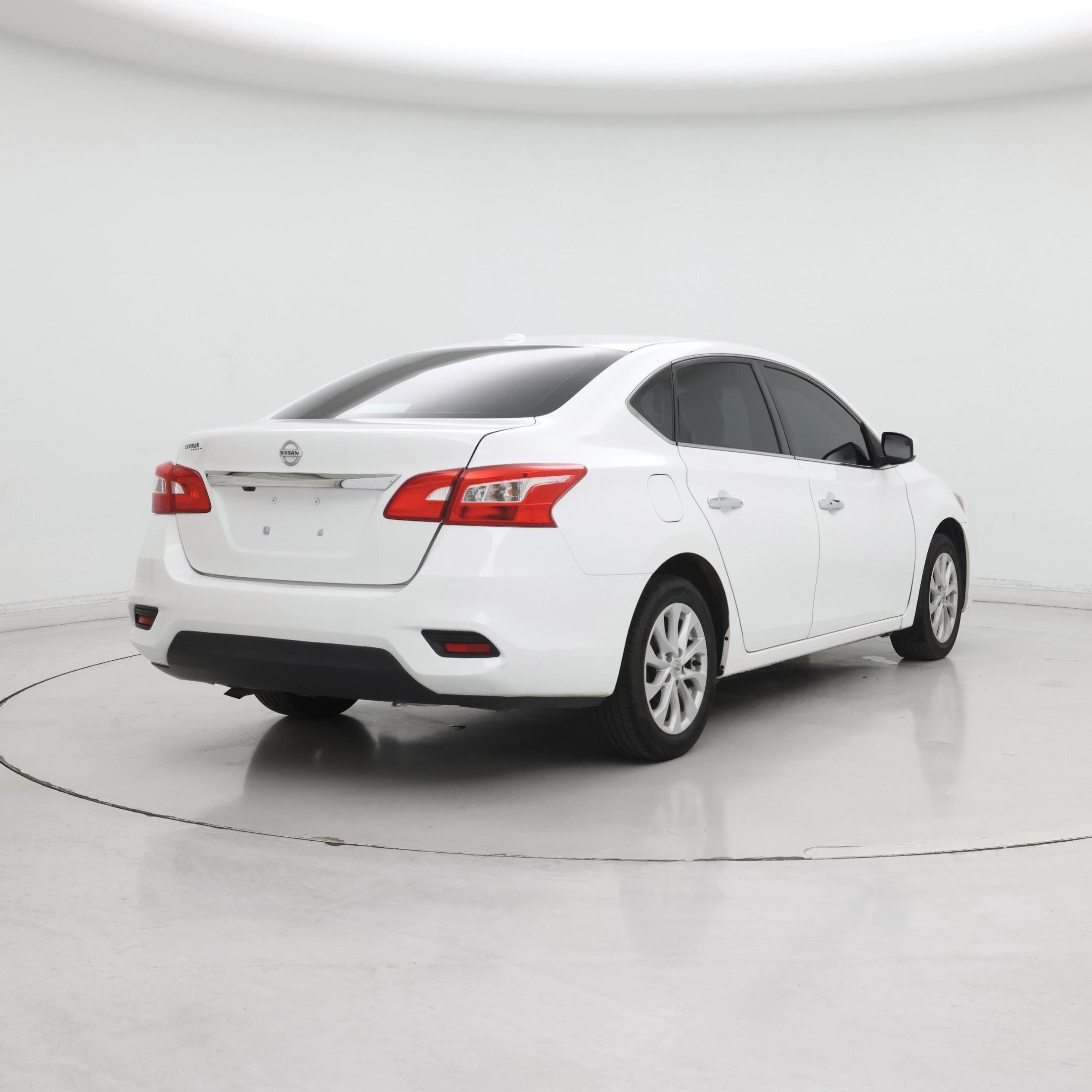 Thumbnail: 2019 Nissan Sentra - 8