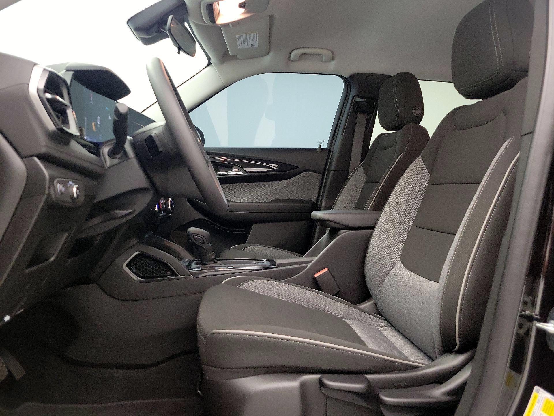 Thumbnail: 2025 Chevrolet TrailBlazer - 11