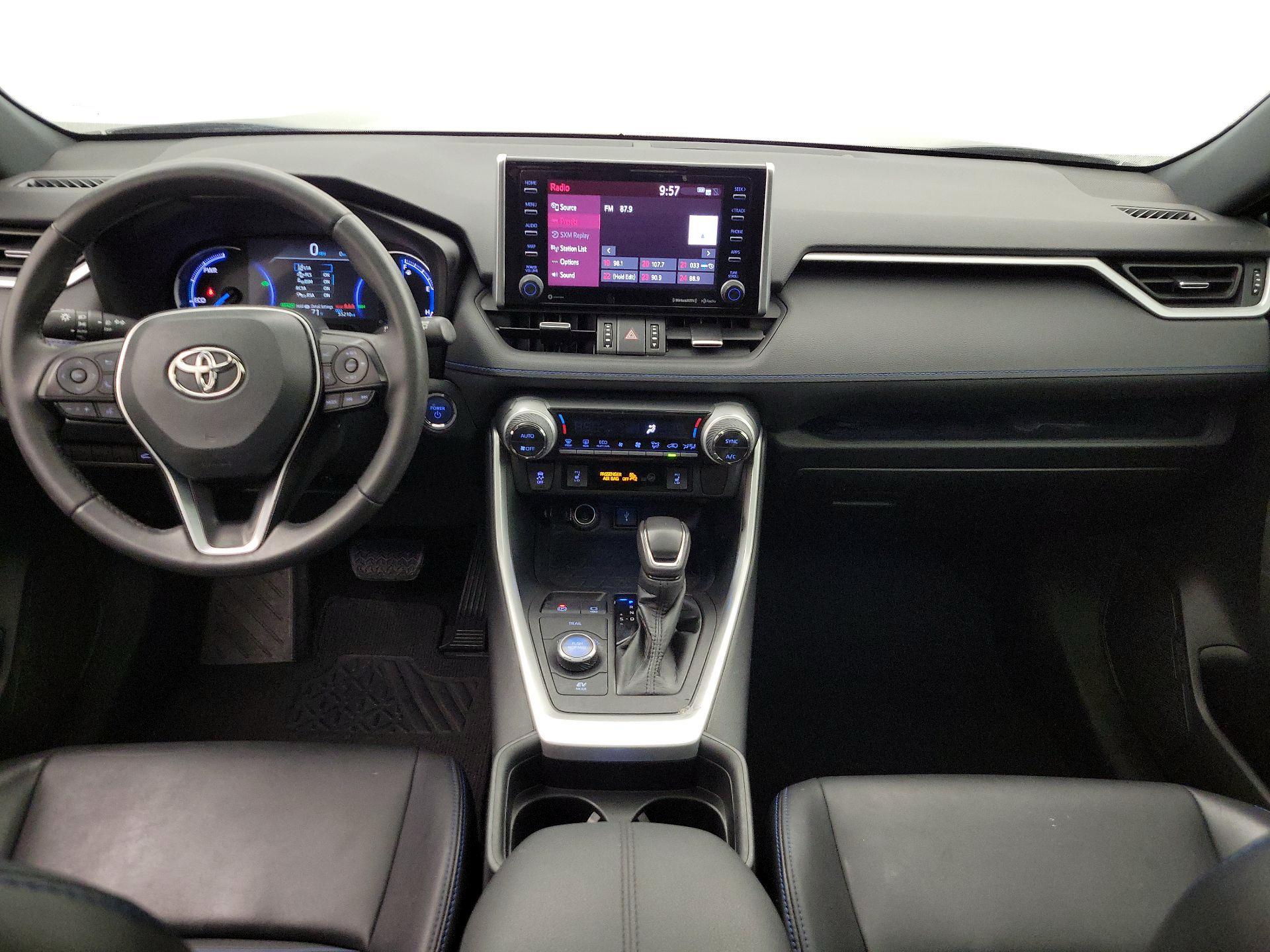 Thumbnail: 2021 Toyota RAV4 - 9