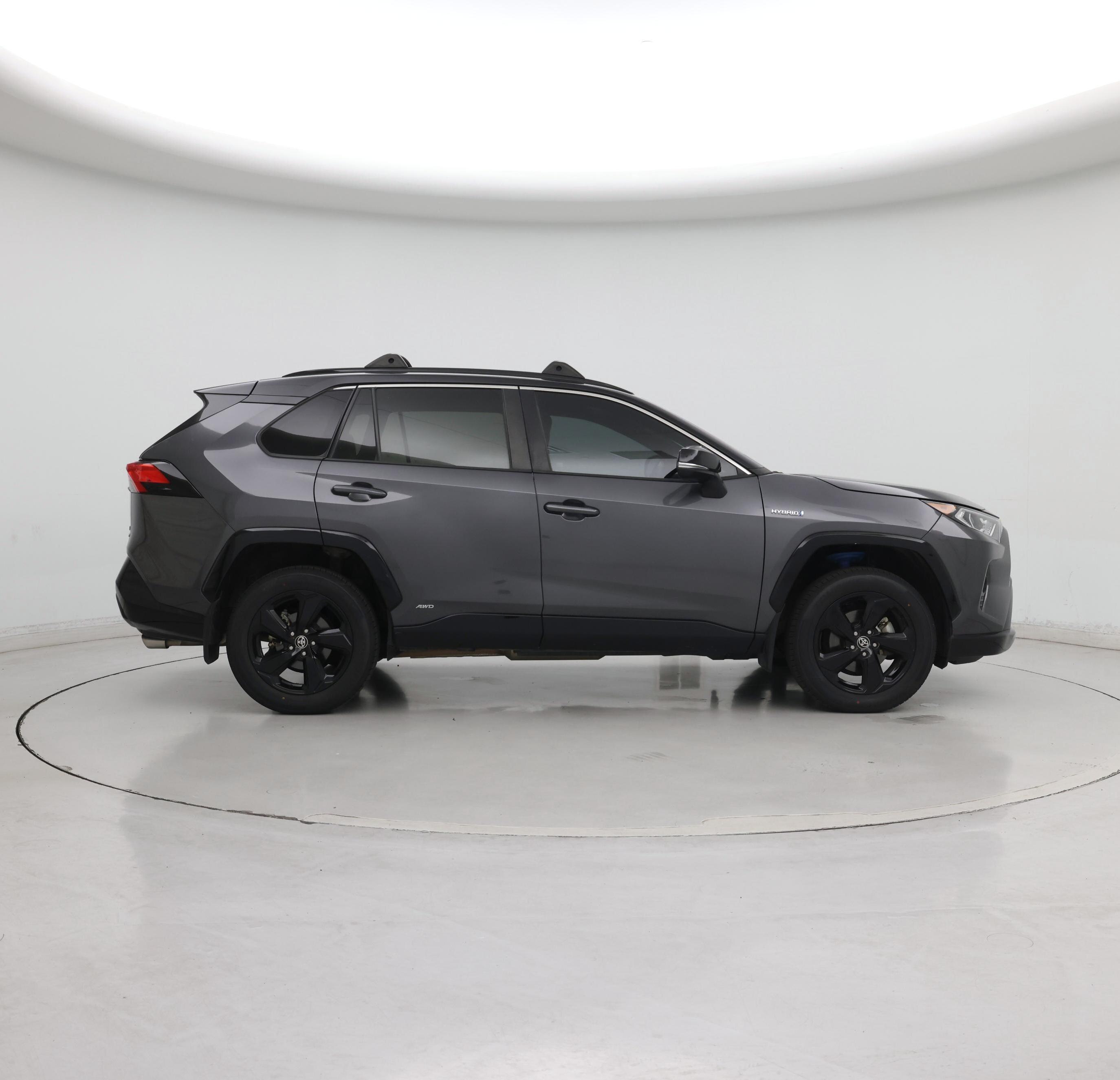 Thumbnail: 2021 Toyota RAV4 - 7