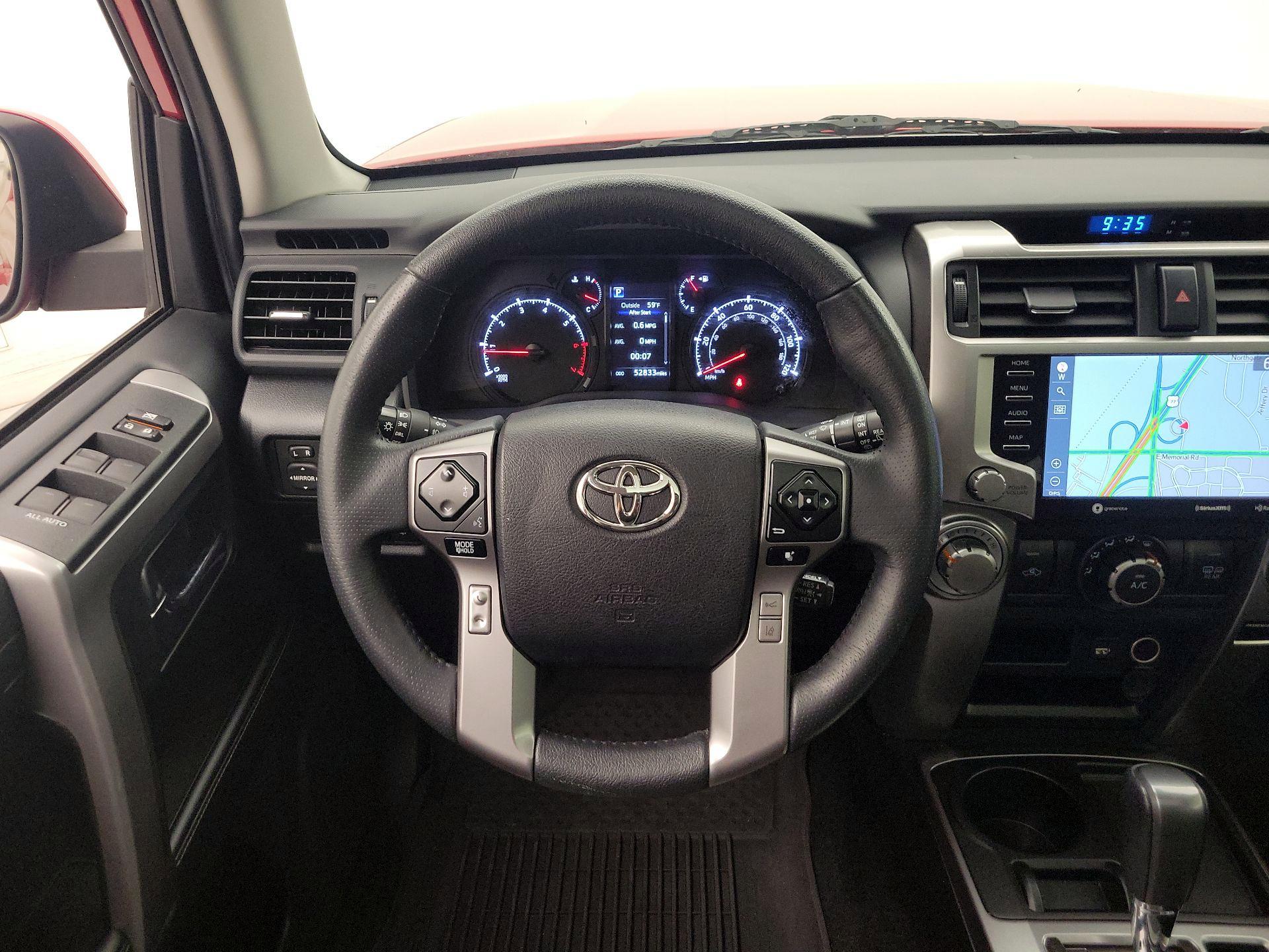 Thumbnail: 2022 Toyota 4Runner - 10