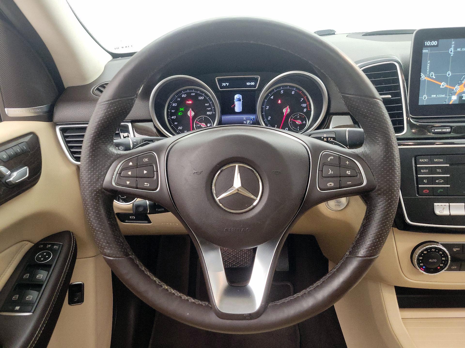 Thumbnail: 2017 Mercedes-Benz GLE - 10