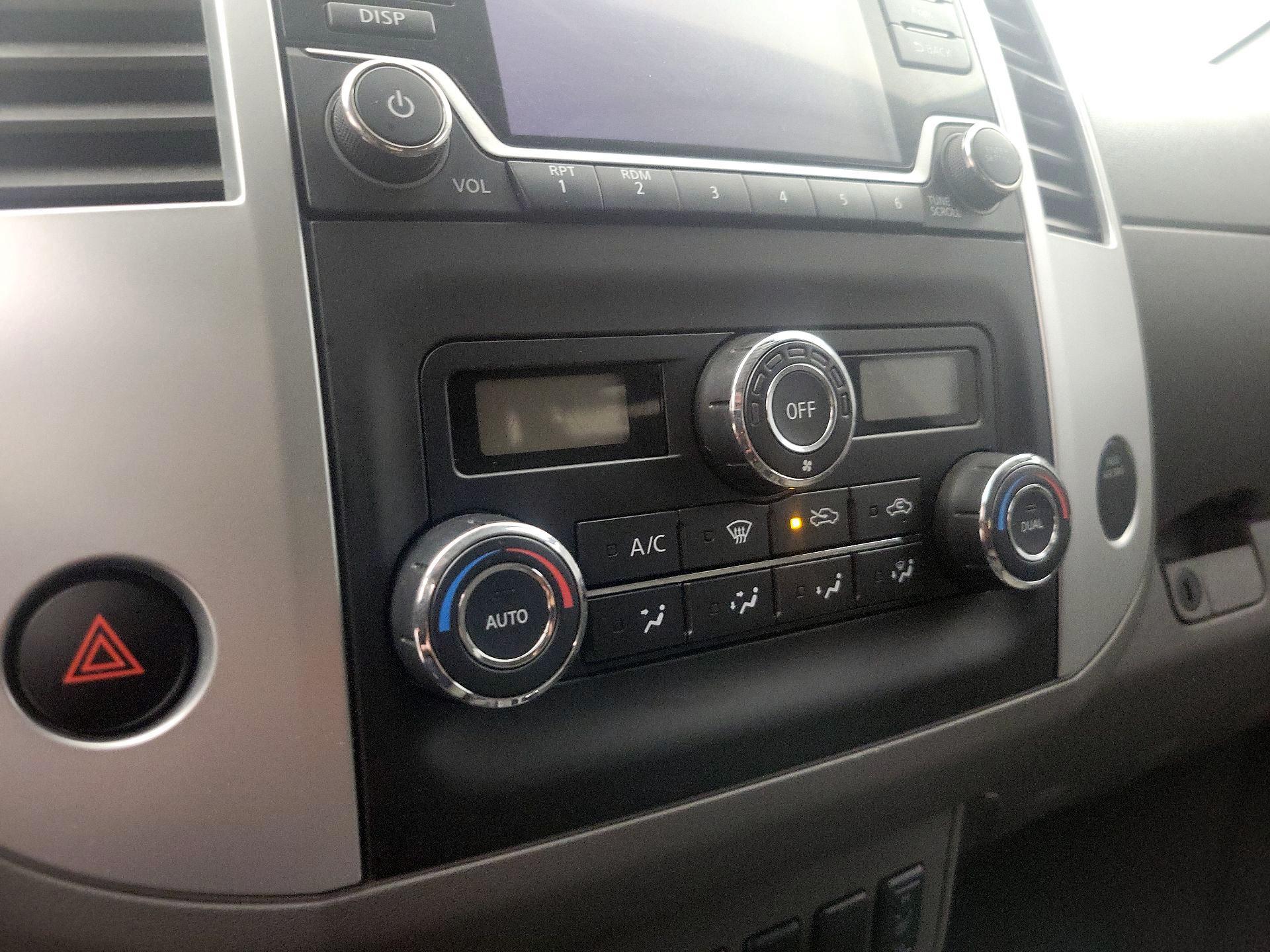 Thumbnail: 2015 Nissan Frontier - 16