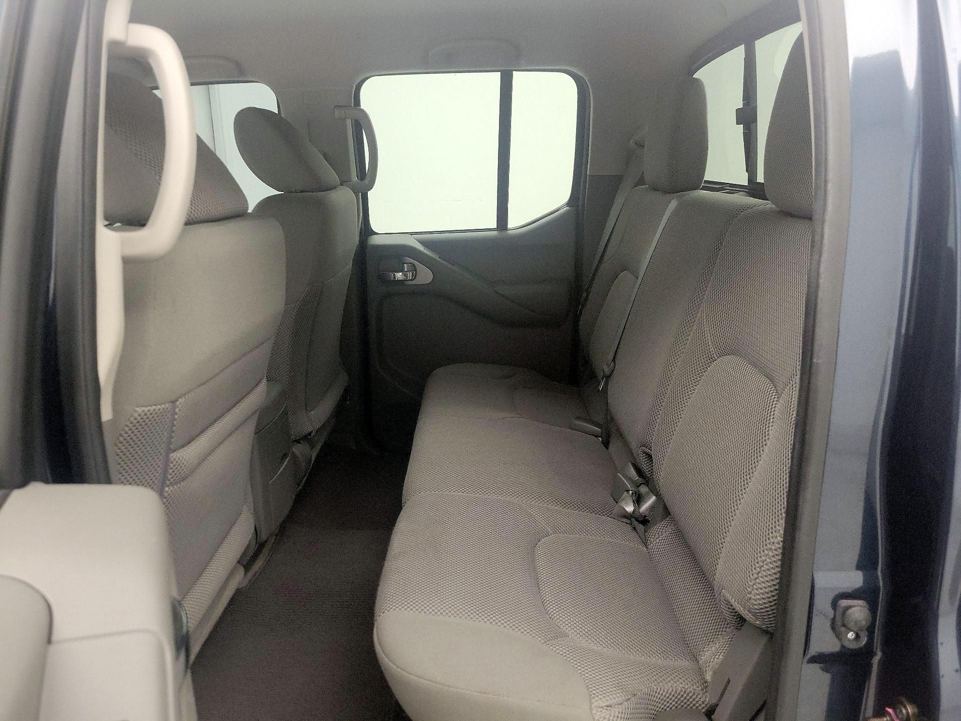 Thumbnail: 2015 Nissan Frontier - 19