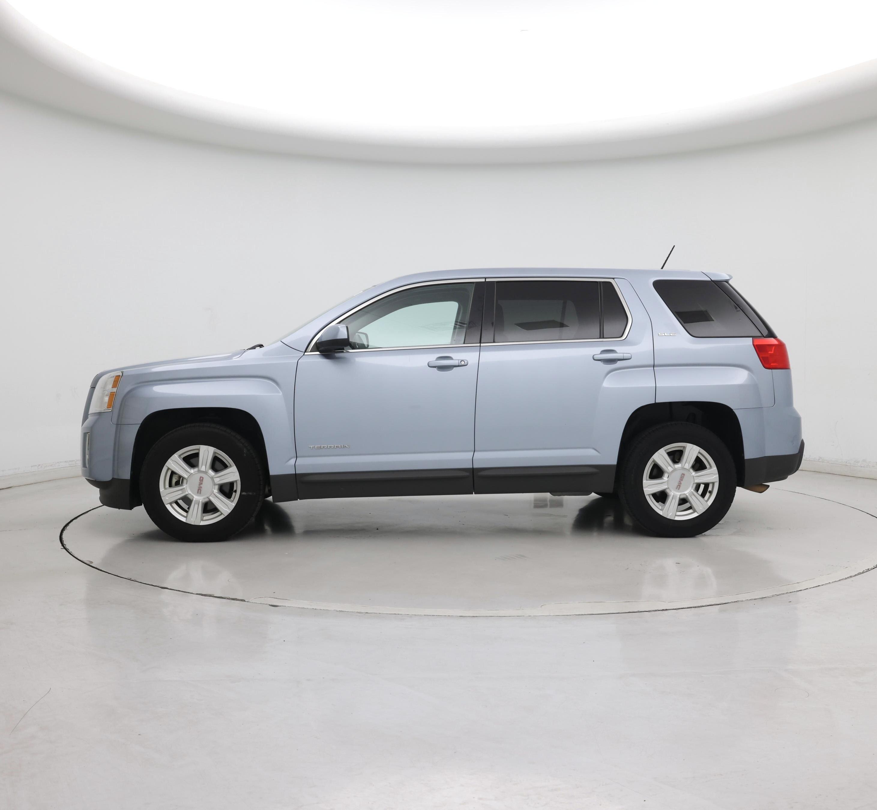Thumbnail: 2015 GMC Terrain - 3
