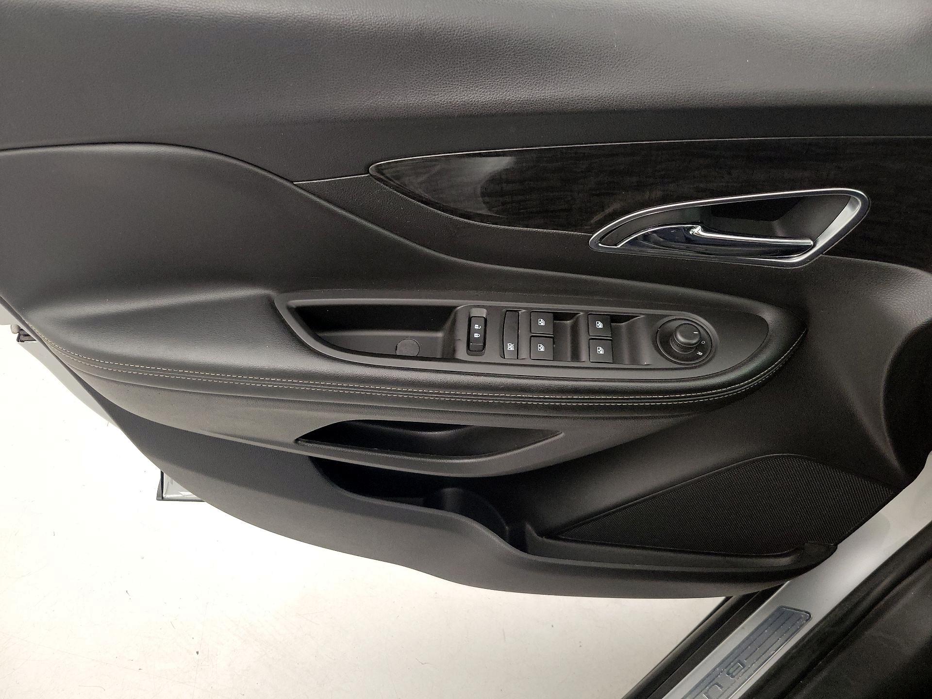 Thumbnail: 2016 Buick Encore - 12