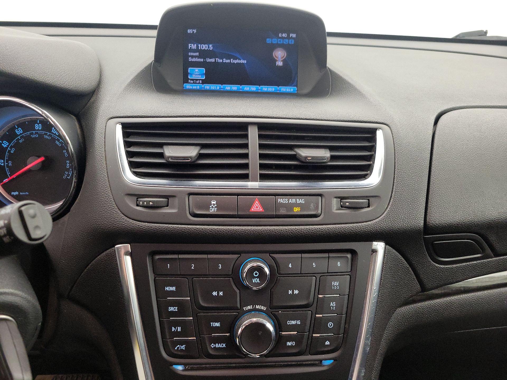 Thumbnail: 2016 Buick Encore - 15