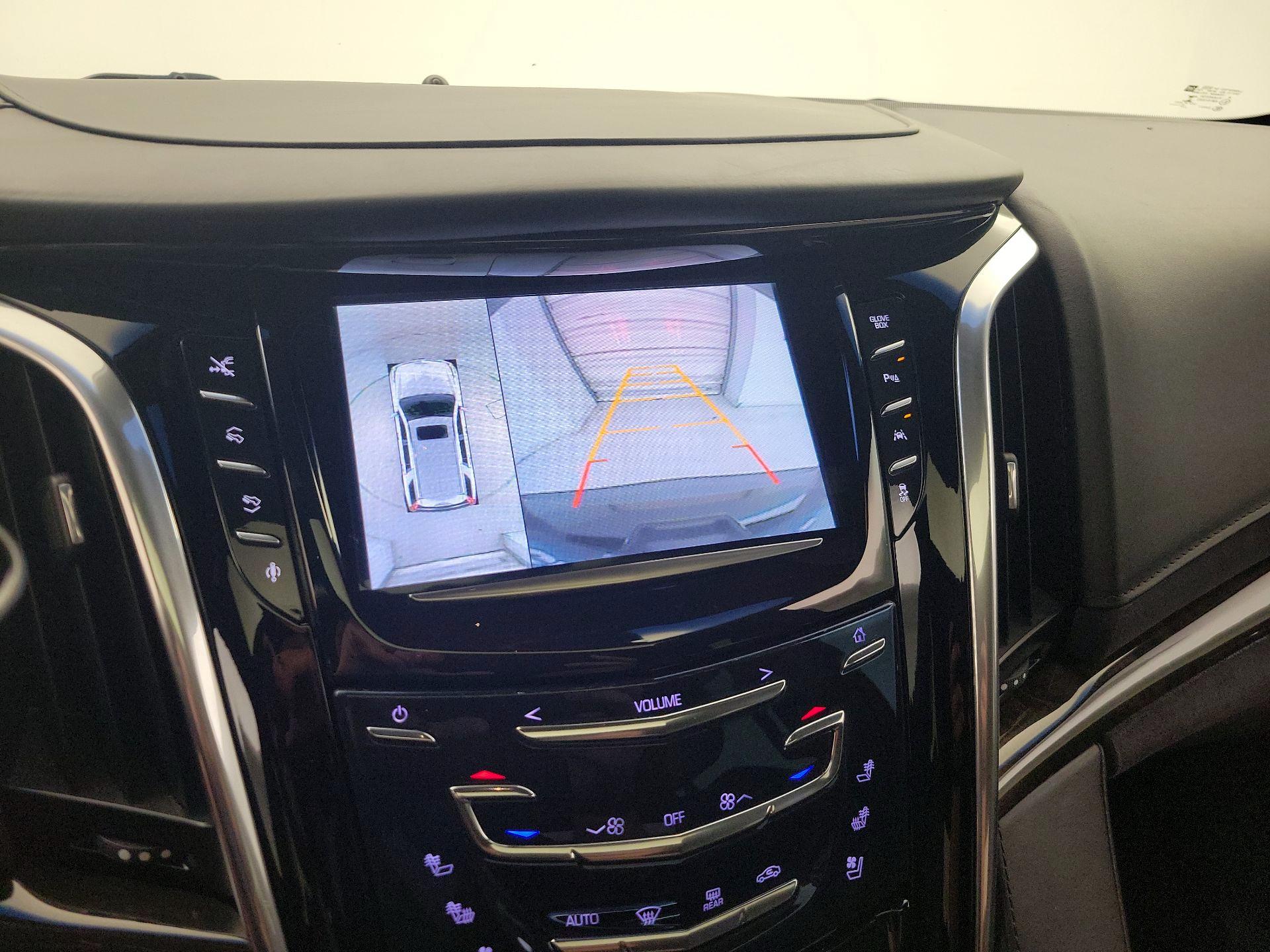 Thumbnail: 2016 Cadillac Escalade - 15