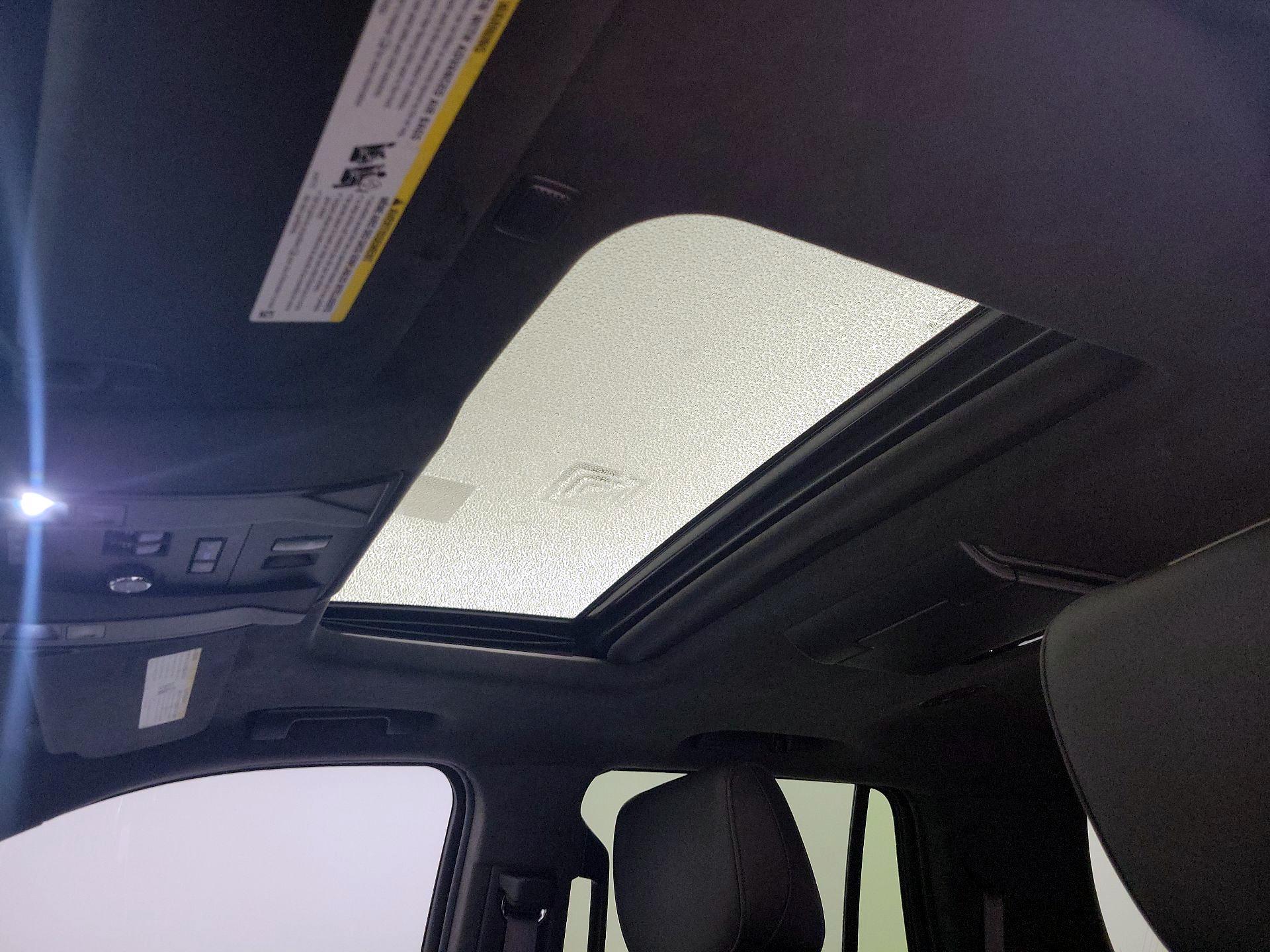 Thumbnail: 2016 Cadillac Escalade - 20