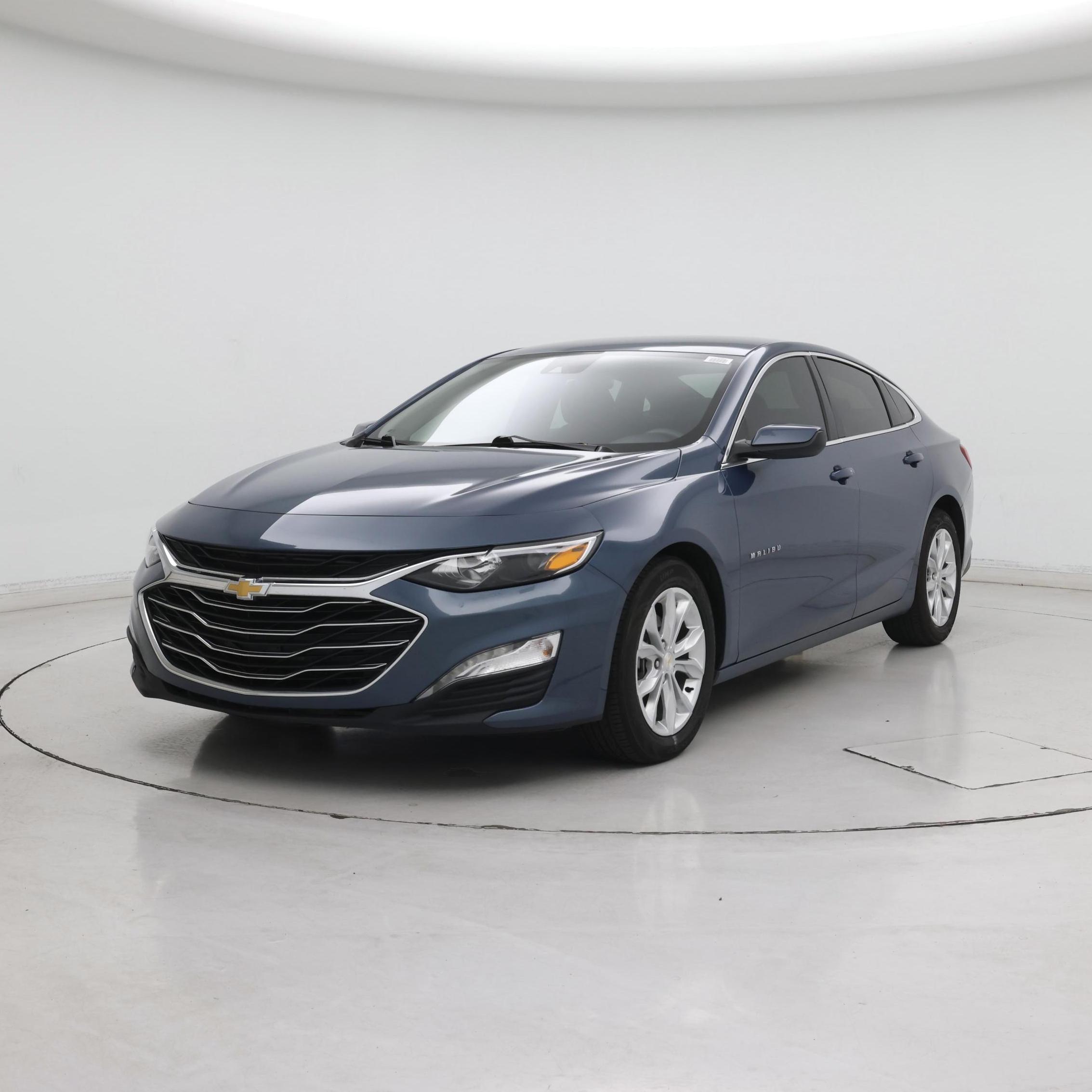 Thumbnail: 2024 Chevrolet Malibu - 4