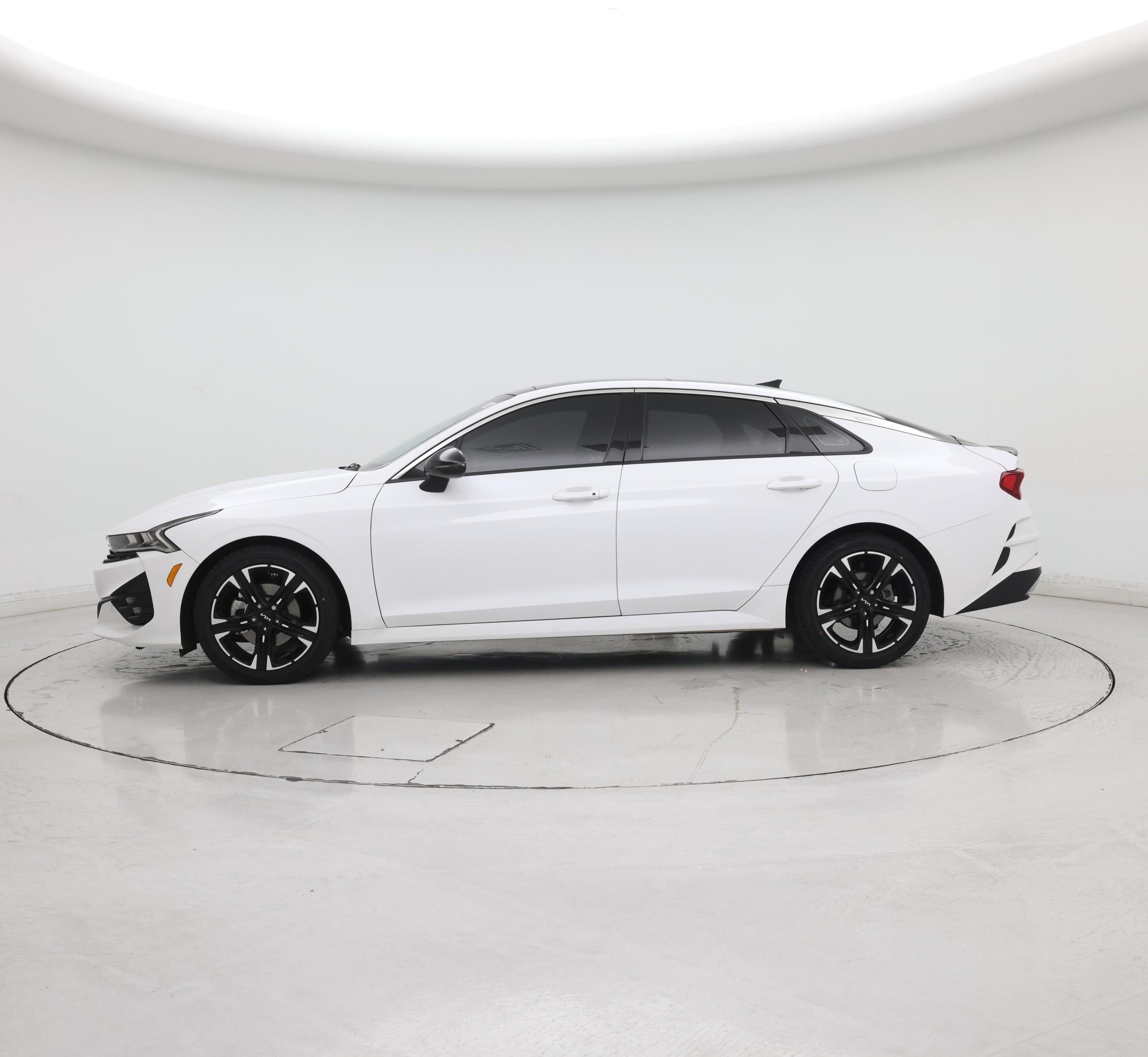 Thumbnail: 2022 Kia K5 - 3