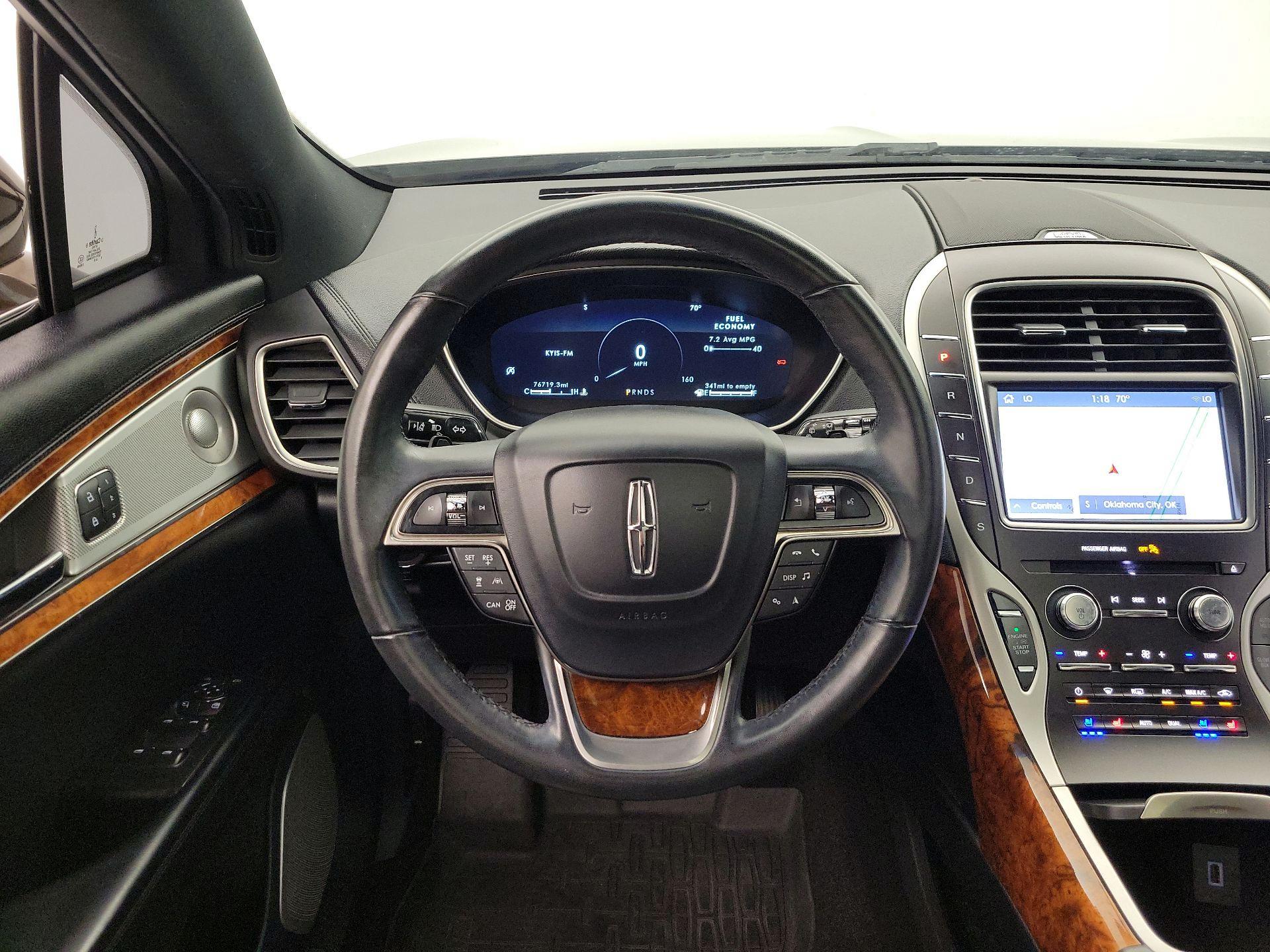 Thumbnail: 2019 Lincoln Nautilus - 10