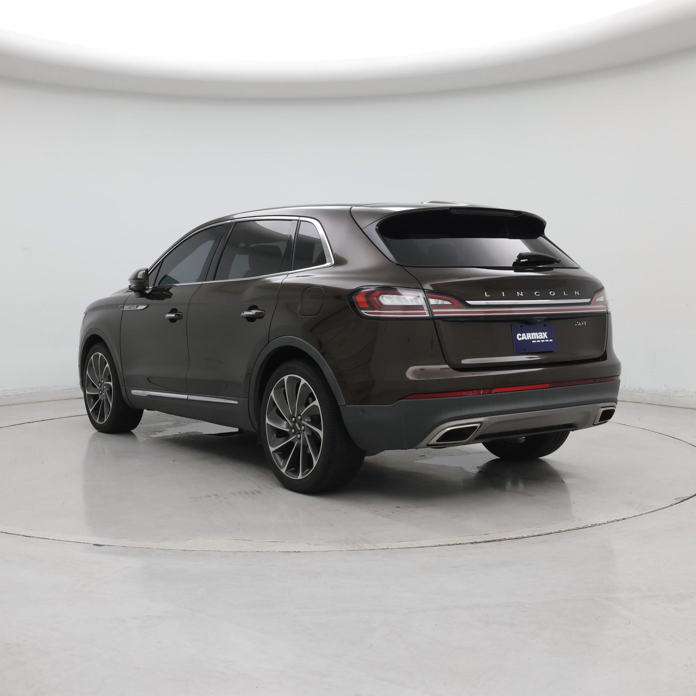 Thumbnail: 2019 Lincoln Nautilus - 2