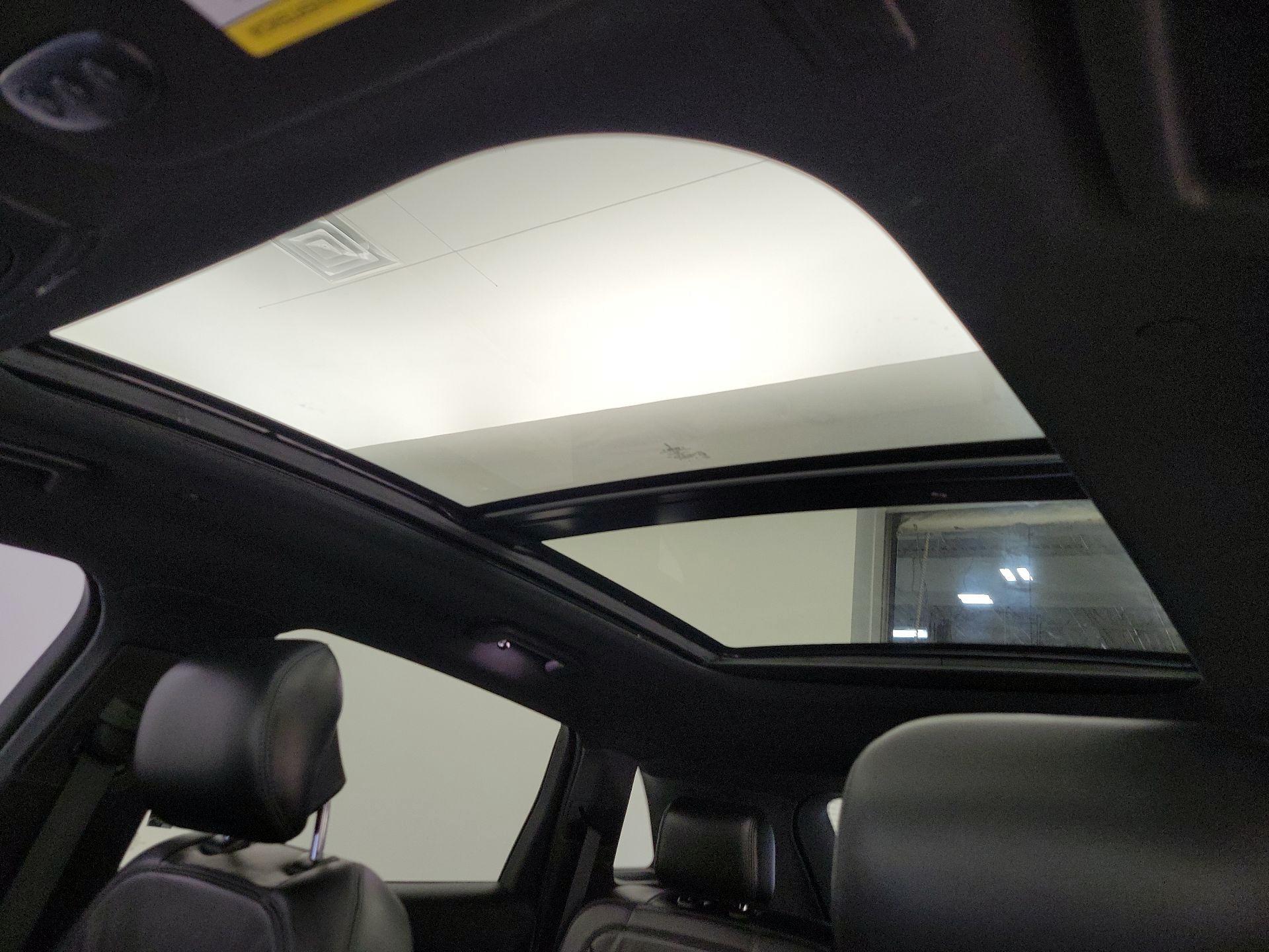 Thumbnail: 2019 Lincoln Nautilus - 19