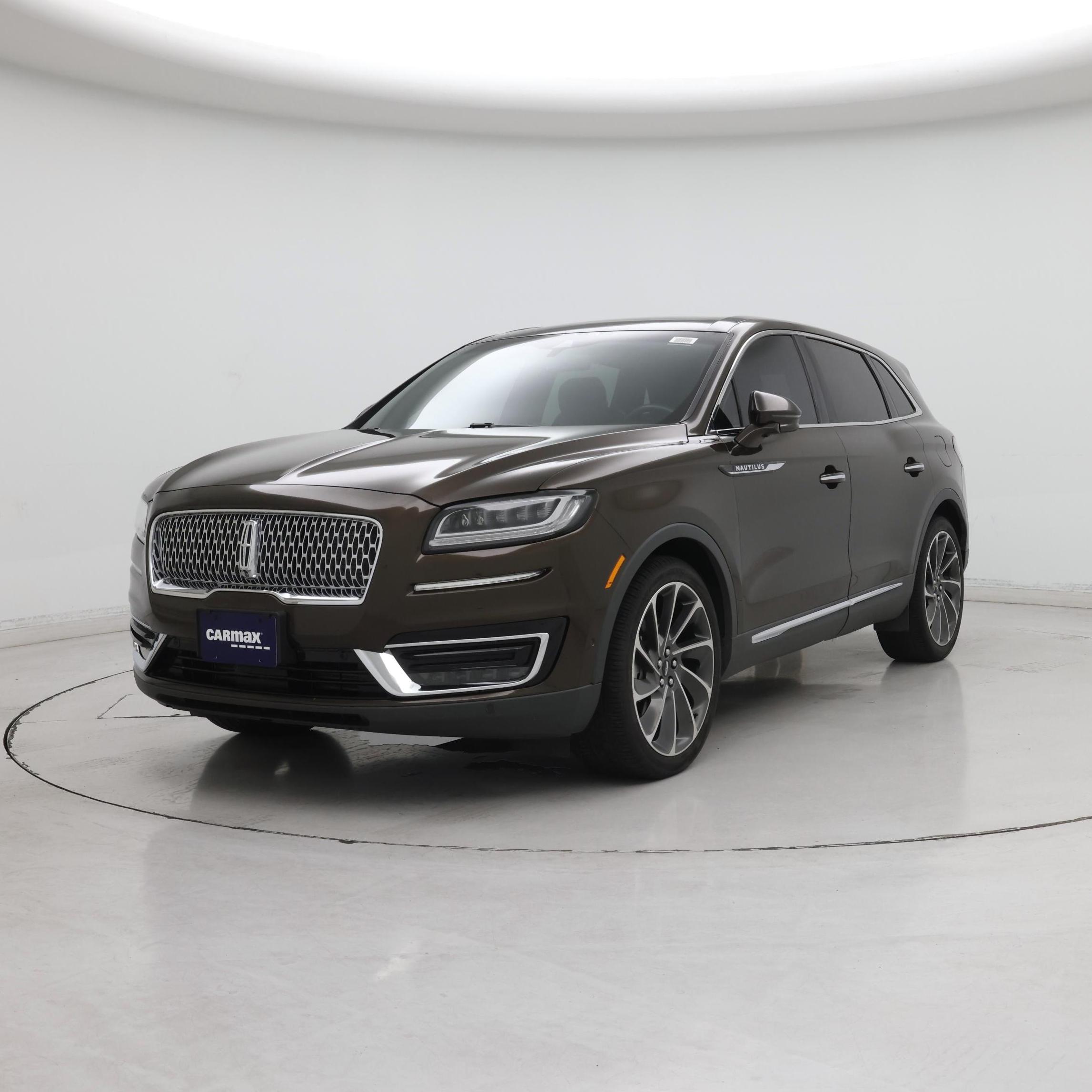 Thumbnail: 2019 Lincoln Nautilus - 4