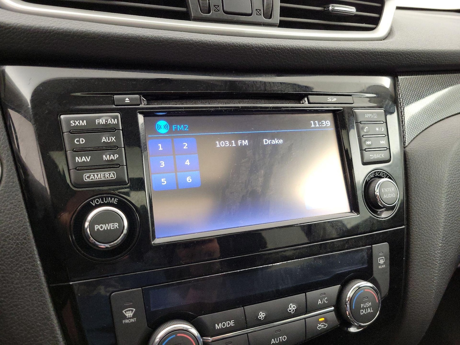 2015 Nissan Rogue SL - Photo 17