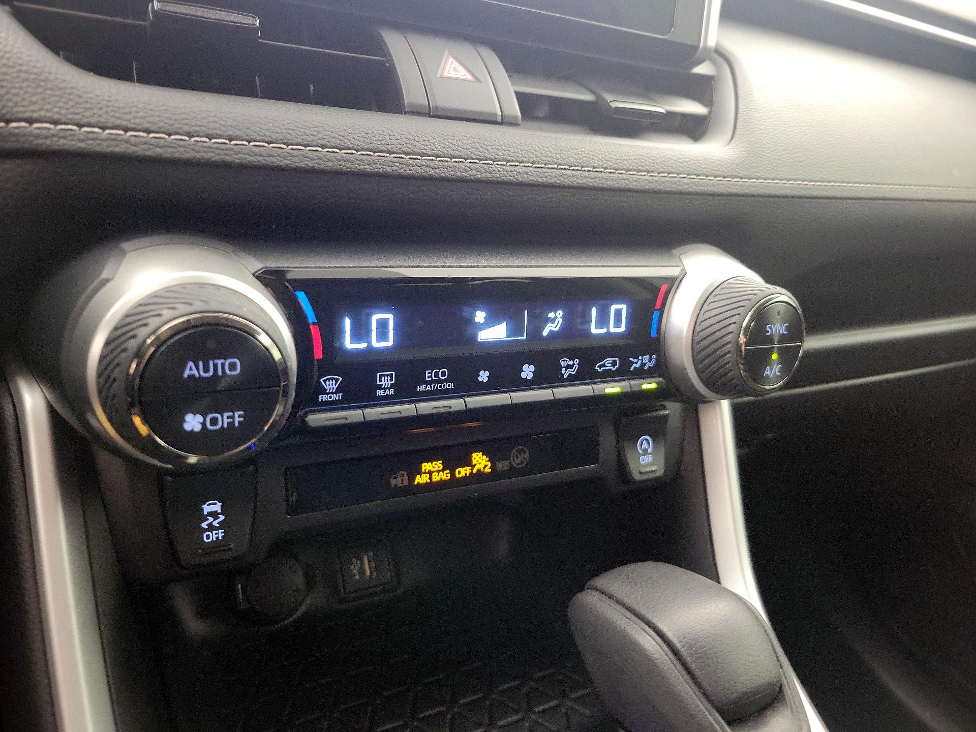 Thumbnail: 2024 Toyota RAV4 - 16