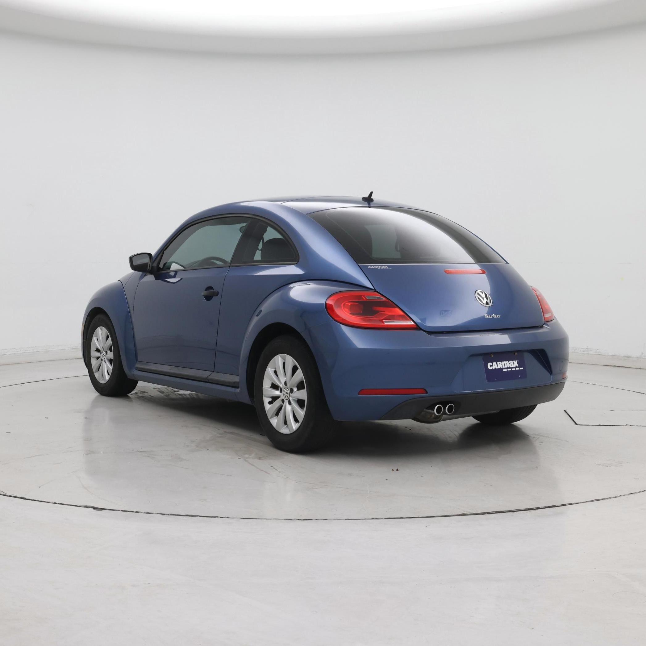 Thumbnail: 2016 Volkswagen Beetle - 2