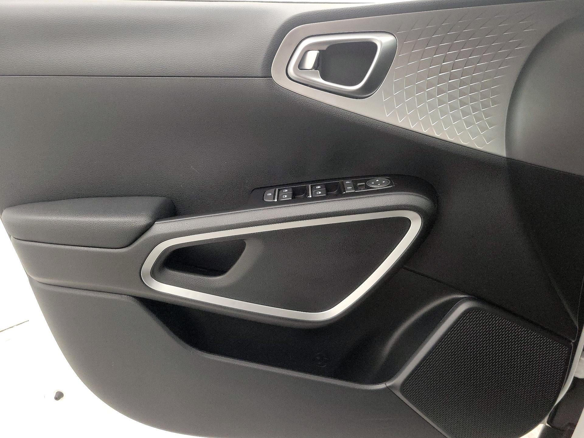 Thumbnail: 2025 Kia Soul - 12