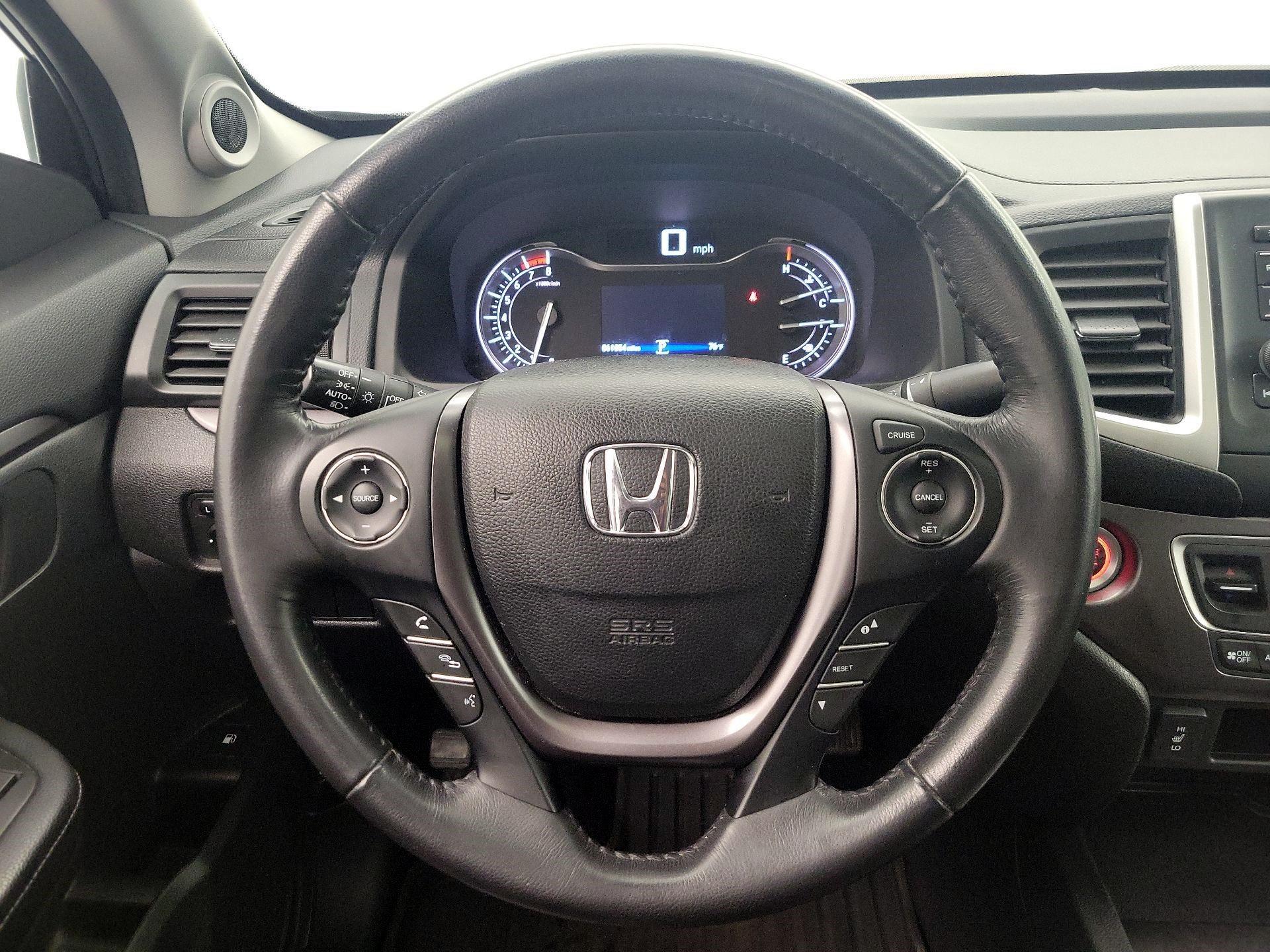 Thumbnail: 2019 Honda Ridgeline - 10